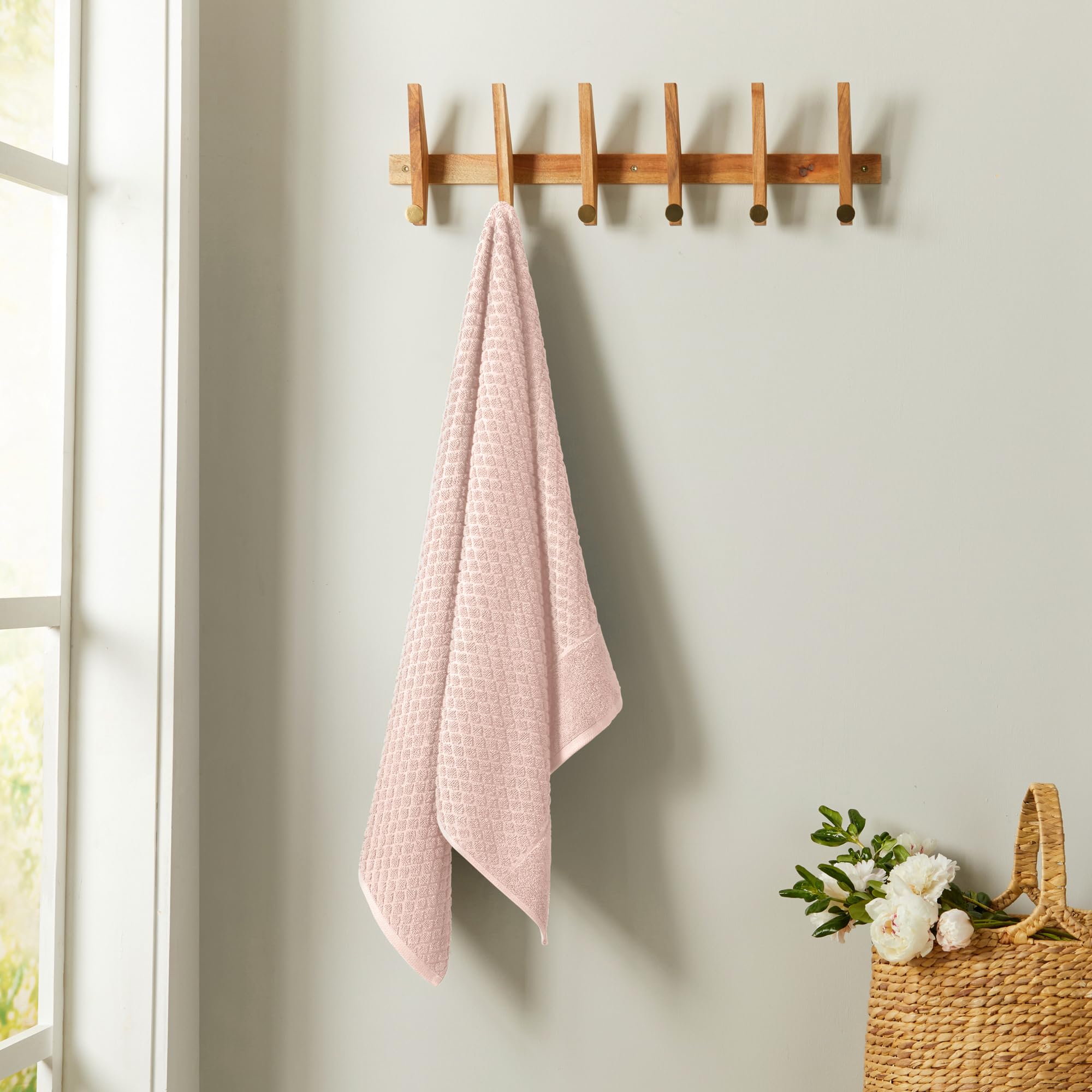 Great Bay Home 100% Cotton Pink Bath Towel Set  4 Soft Bath Towels (30 X 52 Inches)  Highly Absorbent, Quick Dry Bath Towels  Gr