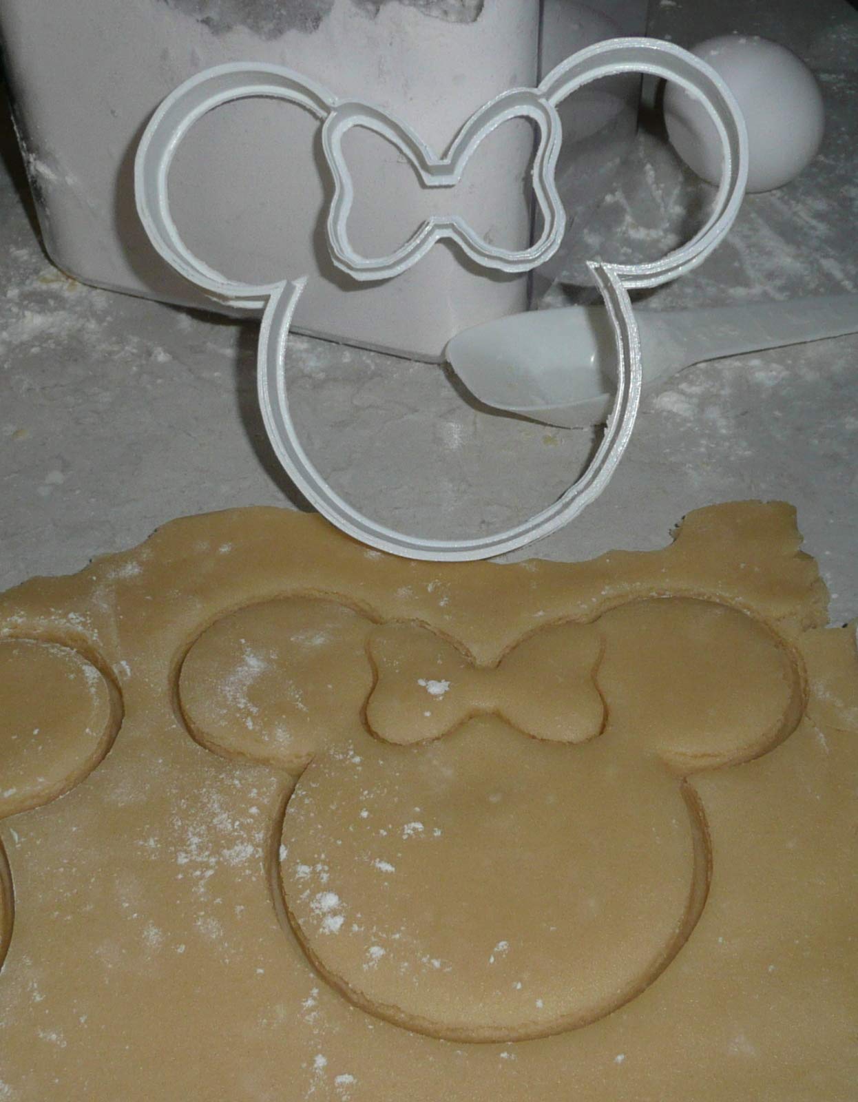 Themed Magical Mouse Head With Bow Character Cookie Cutter Made In Usa Pr308