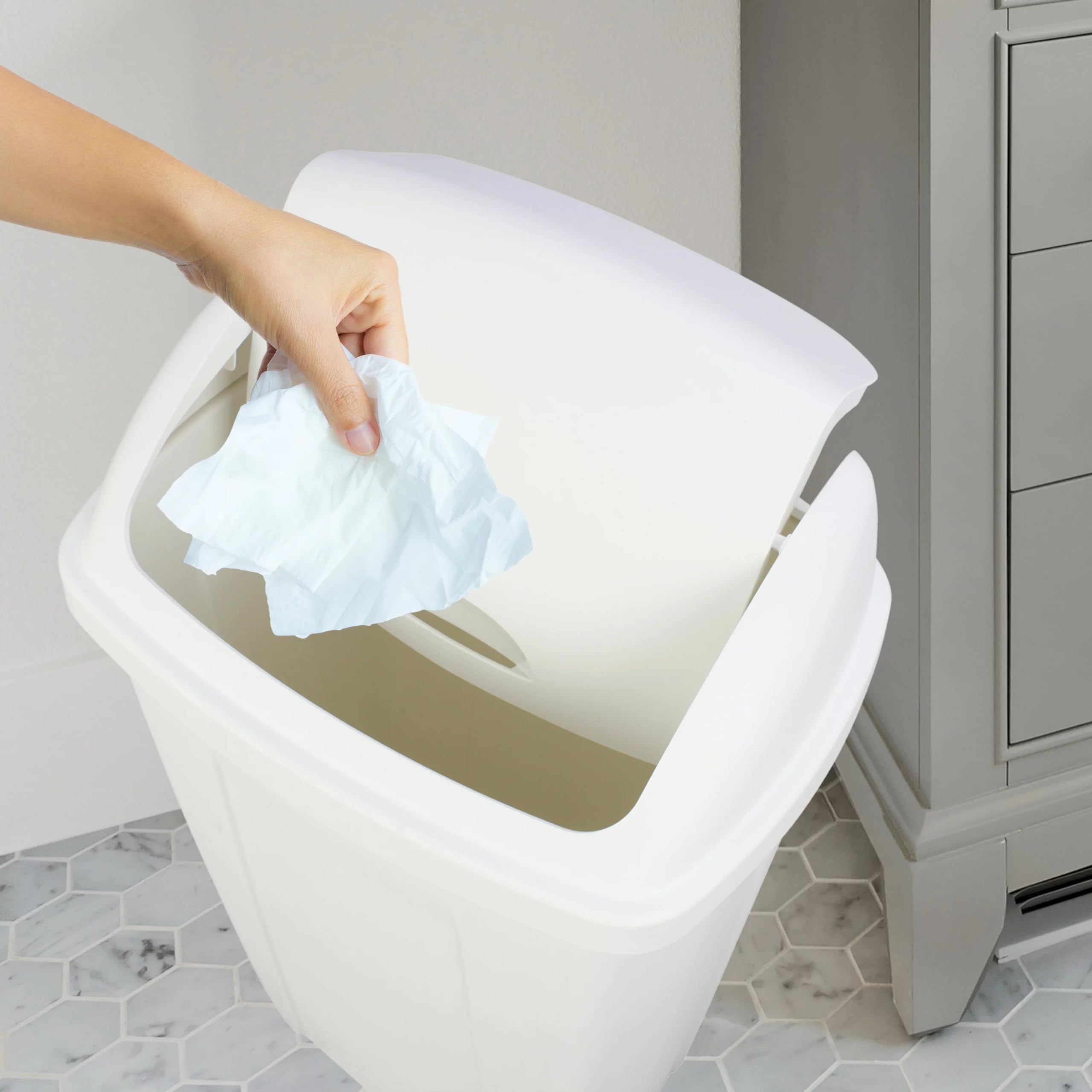 Cjlxl 13 Gallon Trash Can, Plastic Swing Top Kitchen Garbage Trash Can (White)