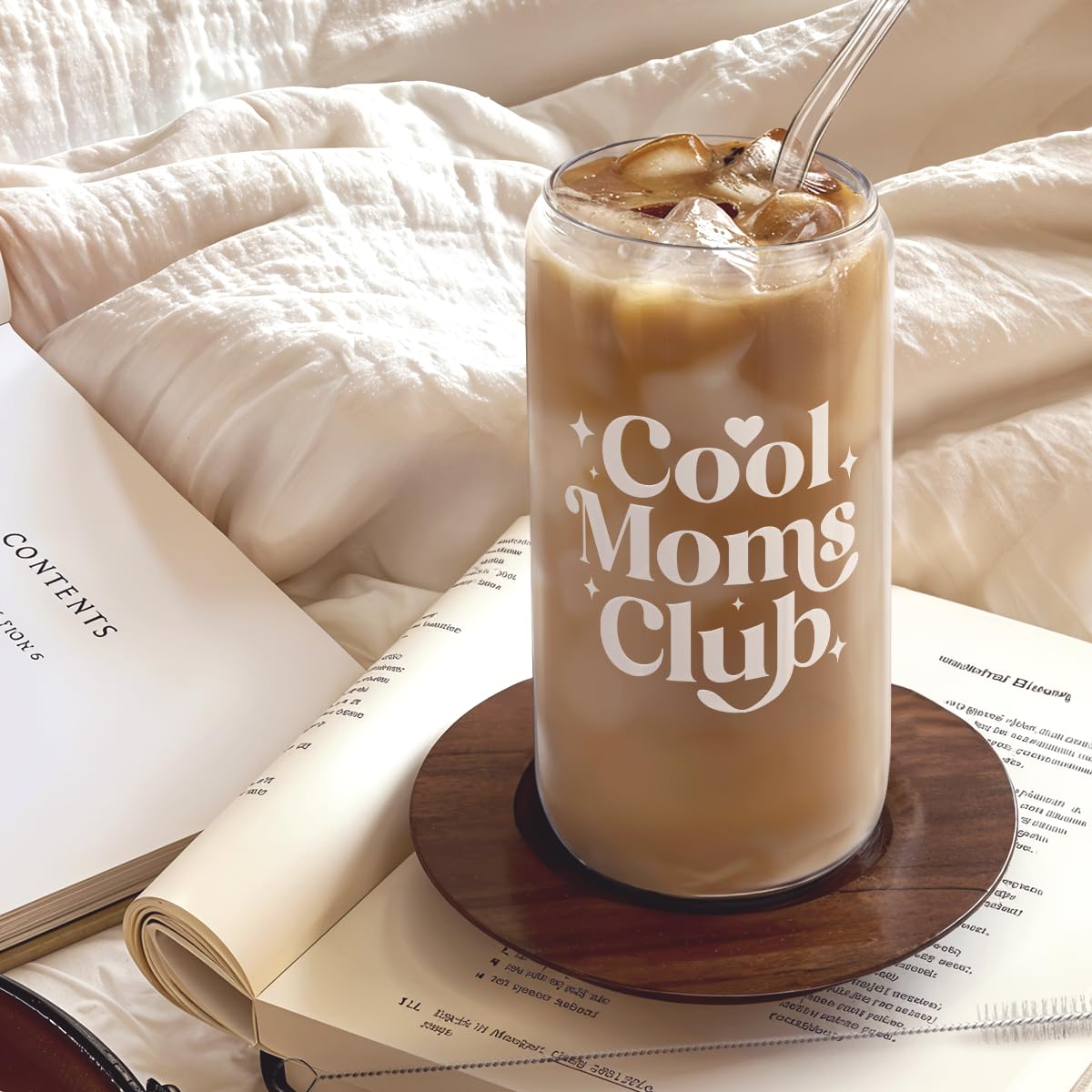 SANDJEST Mom Glass Can, Cool Mom Club Cup with Lid & Straw, Iced Coffee Aesthetic Cups, Idea Gift for Christmas Birthday Mother