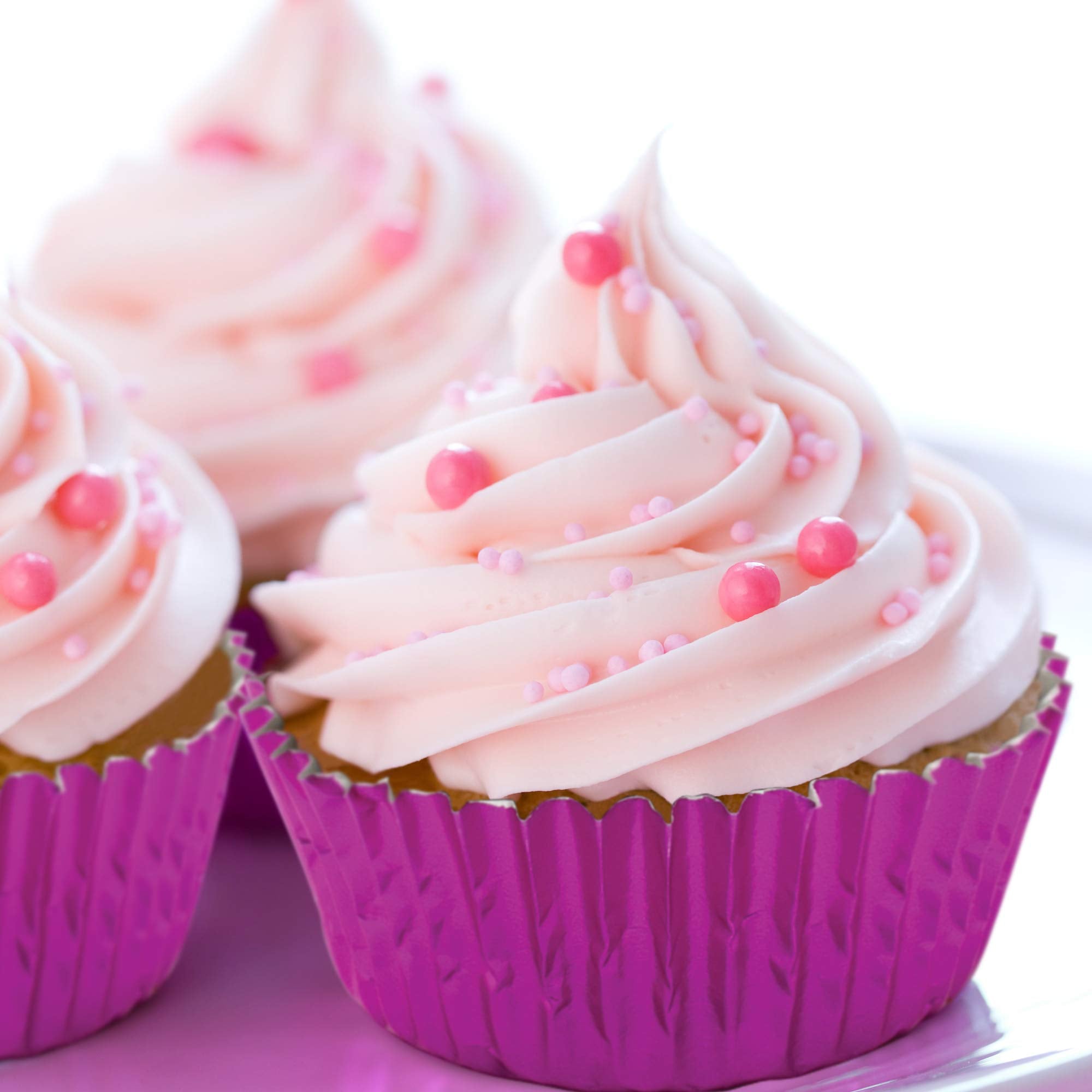 Fox Run Hot Pink Foil Muffin And Cupcake Liners, Set Of 32 Standard Size Wrappers