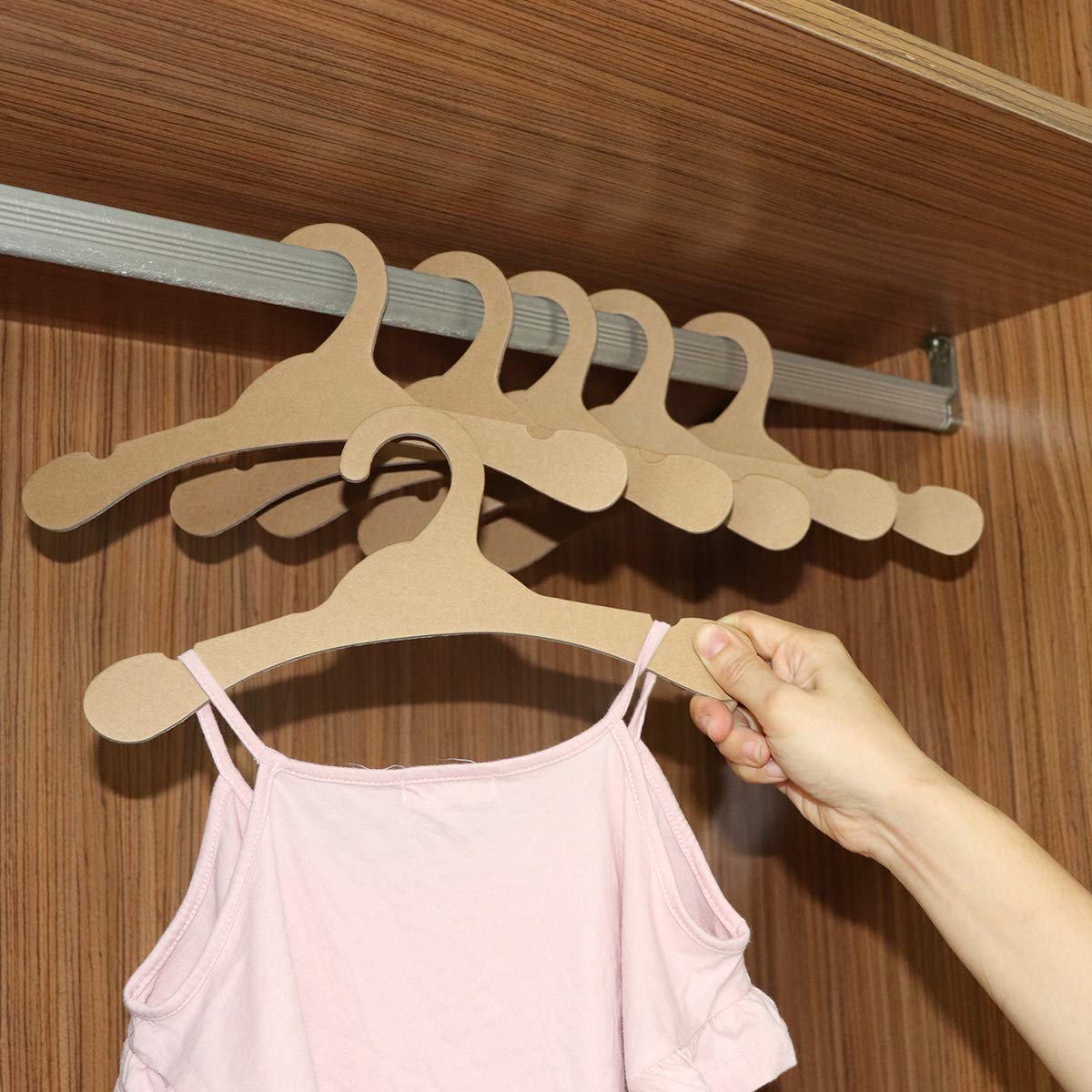 Cardboard Hangers, Environmentally Friendly Cardboard Hangers Baby, 32 Pieces Of Baby Hangers, Durable, Wooden Baby Hangers Suit