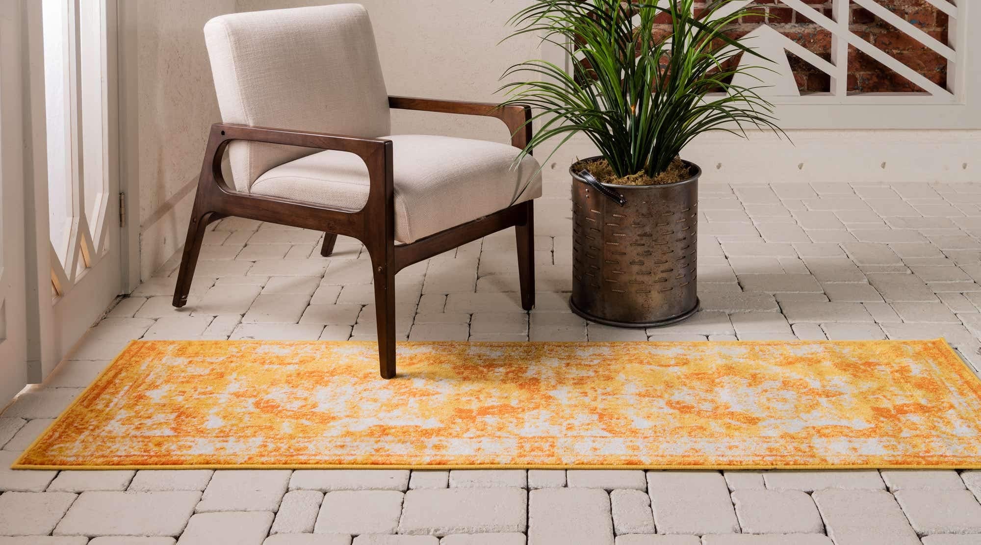 Unique Loom Sofia Collection Area Rug - Salle Garnier (2 x 6 7 Runner, Orange/ Yellow)