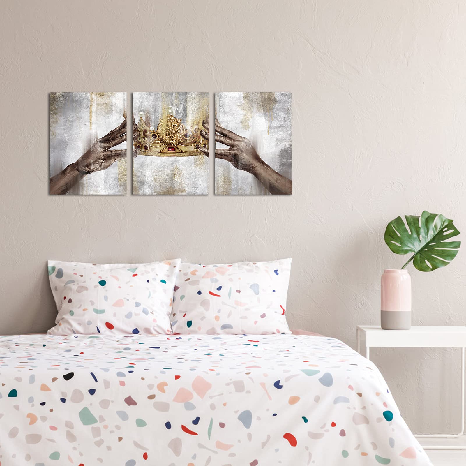 Apicoture King Queen Crown Wall Decor - Gold Grey Diadem Canvas Wall Art Decor Pictures Framed Living Room Bedroom Dressing Room