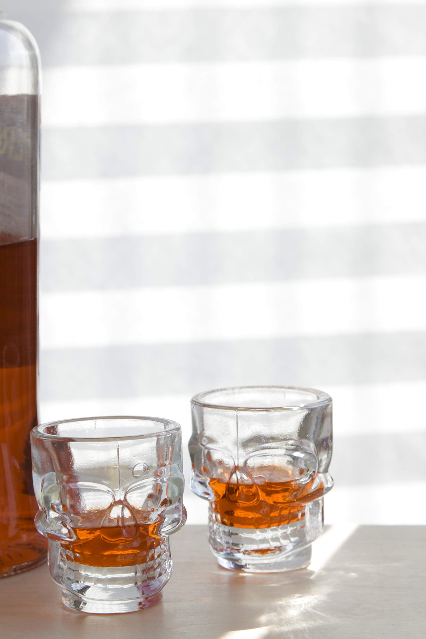 Kikkerland Skull Shot glasses  Set of 4