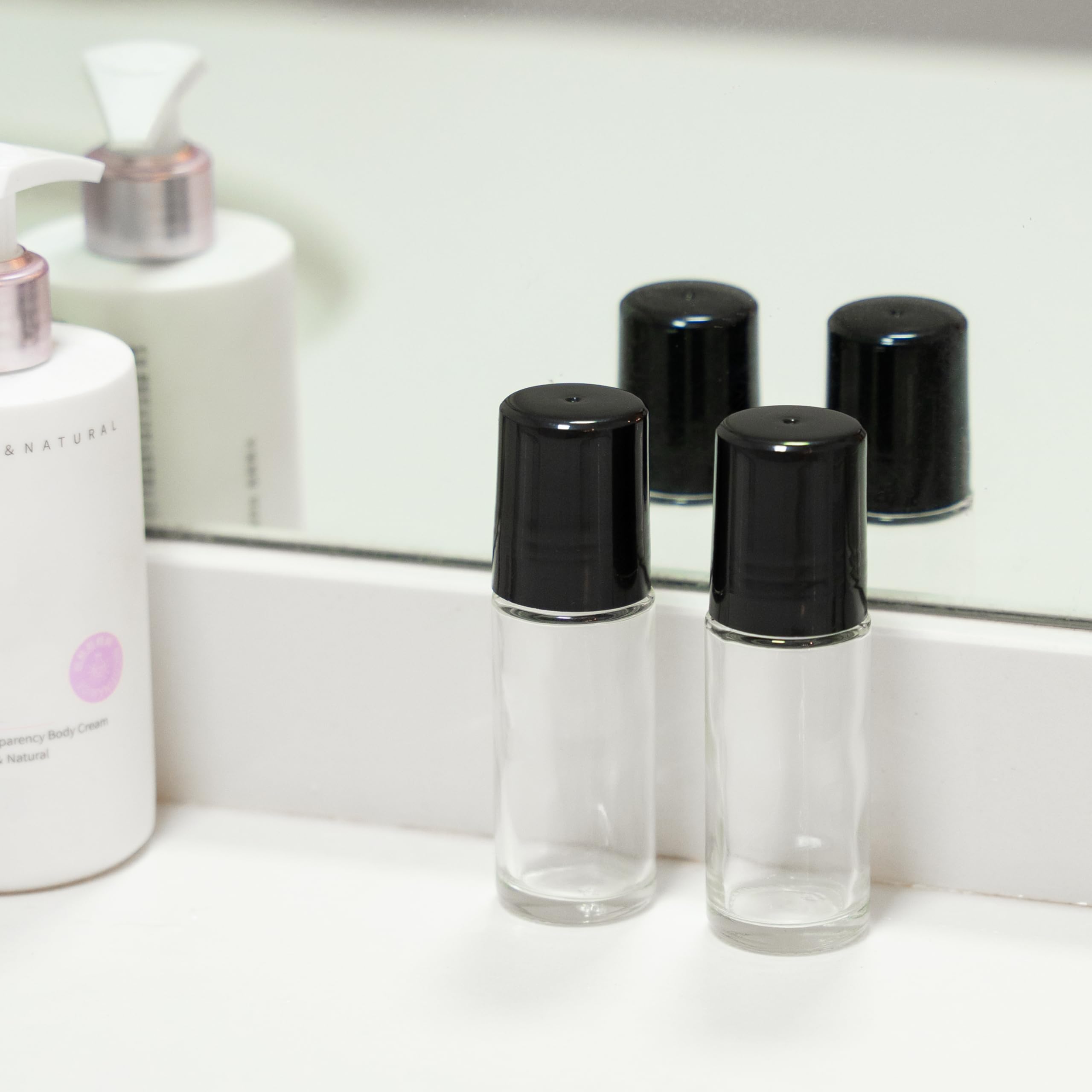 2 Pcs Empty Glass Roller Bottles Plastic Roller Ball ,Deodorant Roll On Bottles For Essential Oils, Perfume, Cosmetics (30Ml ) (