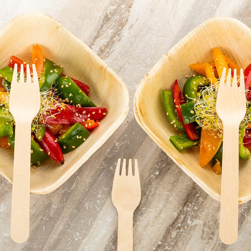 Restaurantware 6.5 Inch Wooden Forks 500 Disposable Forks - Premium Heat-Resistant Natural Birch Taster Forks For Desserts And A