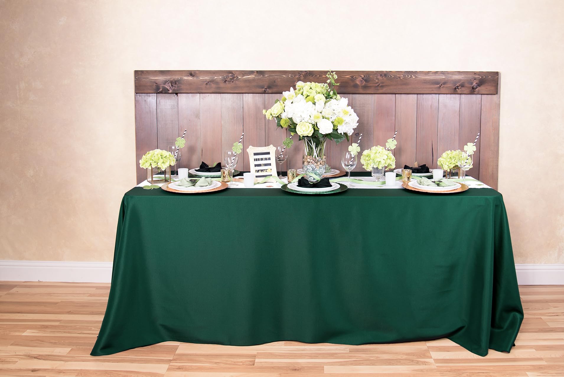Ltc Linens 2-Pack 90X132 Inch Hunter Green Rectangular Tablecloths - Rounded Corners Table Cloths For 6 Ft Tables Floor-Length D