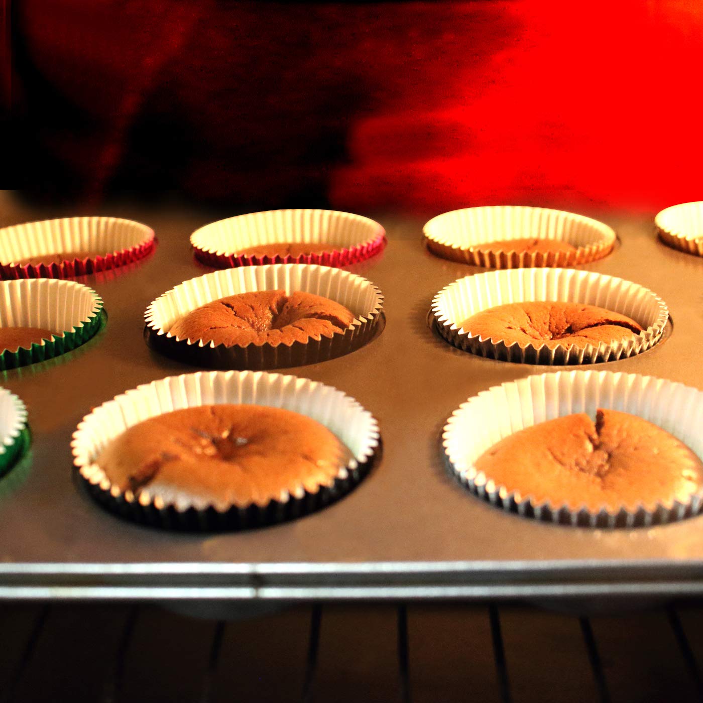 Eoonfirst Gold Foil Cupcake Case Liners Wrappers Baking Muffin Paper Cups 198 Pcs