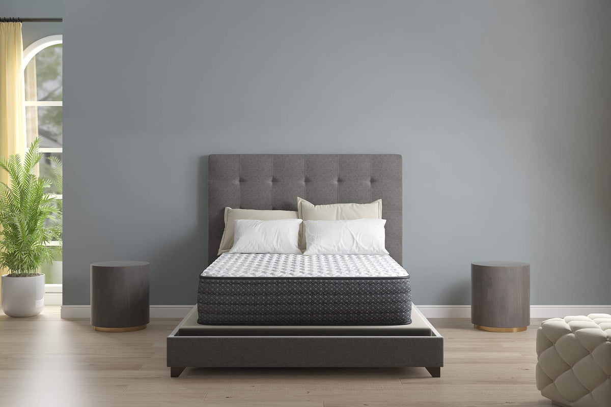 Signature Design By Ashley Full Size Limited Edition 11 Inch Firm Hybrid Mattress With Lumbar Support Gel Memory Foam , White