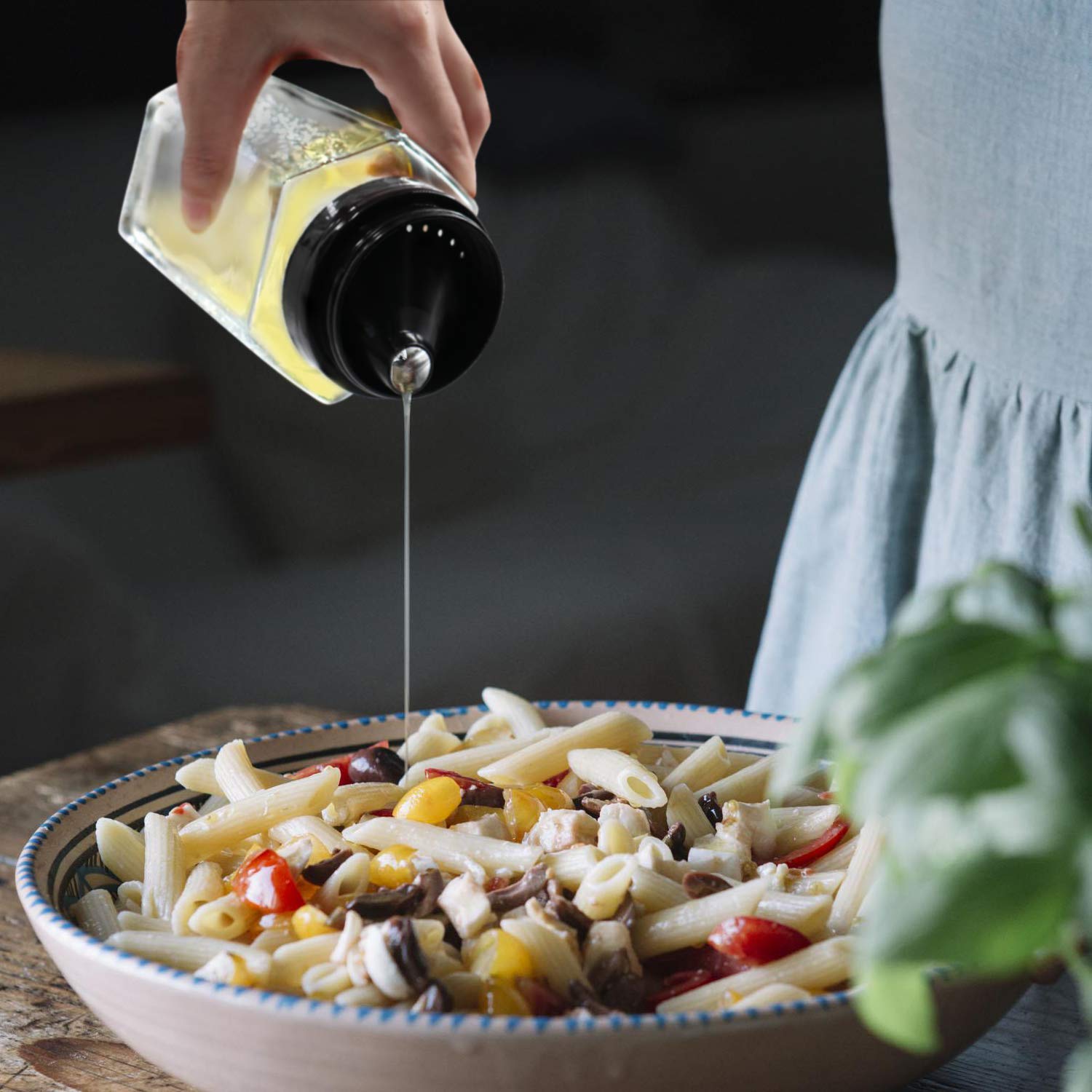 Tossow Glass Honey Dispenser Oil Bottle Leakproof Condiment Container Oil Vinegar Cruet With Pourers And Funnel Olive Oil Carafe