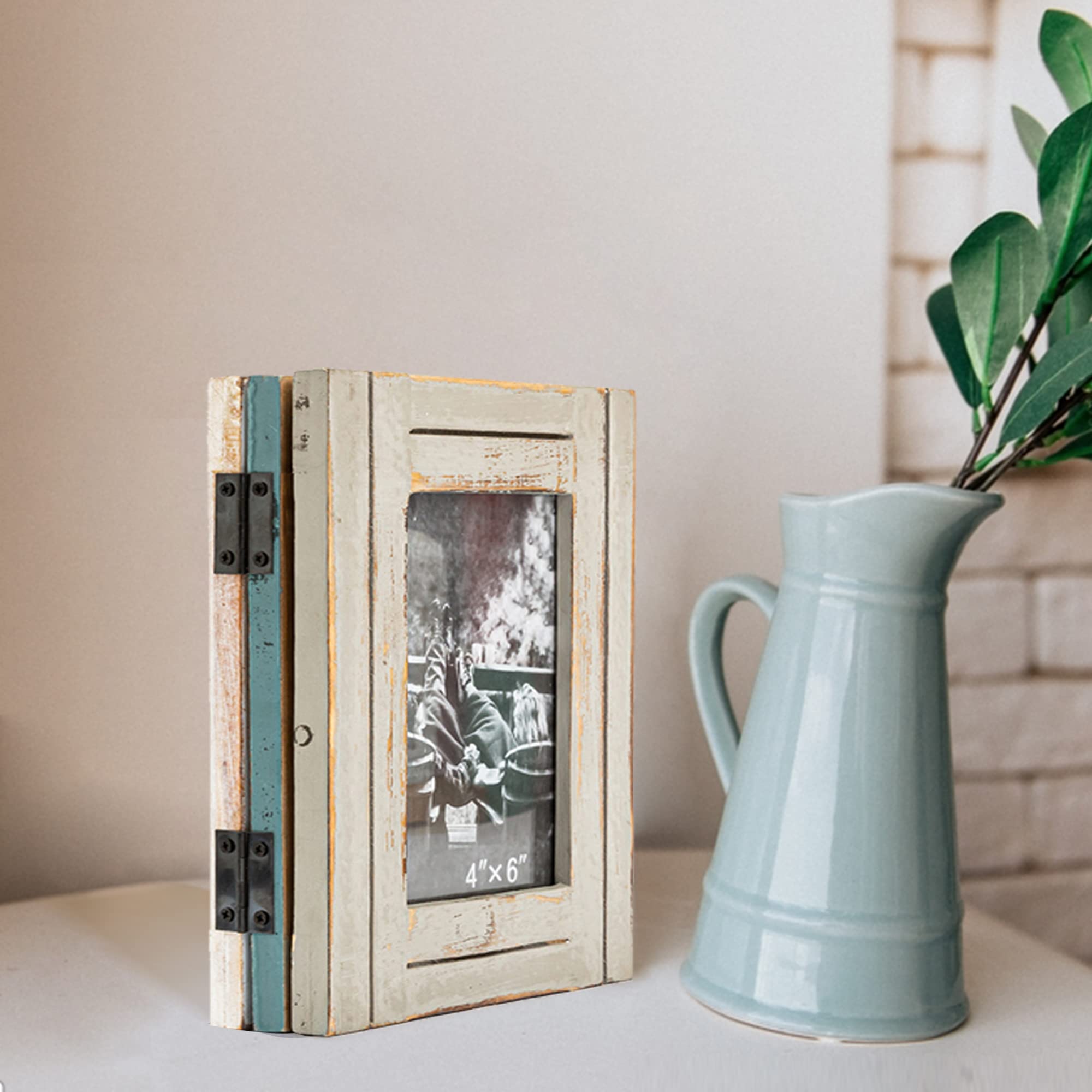 RiteSune Rustic Picture Frame 3 Folding 5X7 Triple Hinged Photo Frame Collage for Home Office Desk, Present for Christmas, New Y