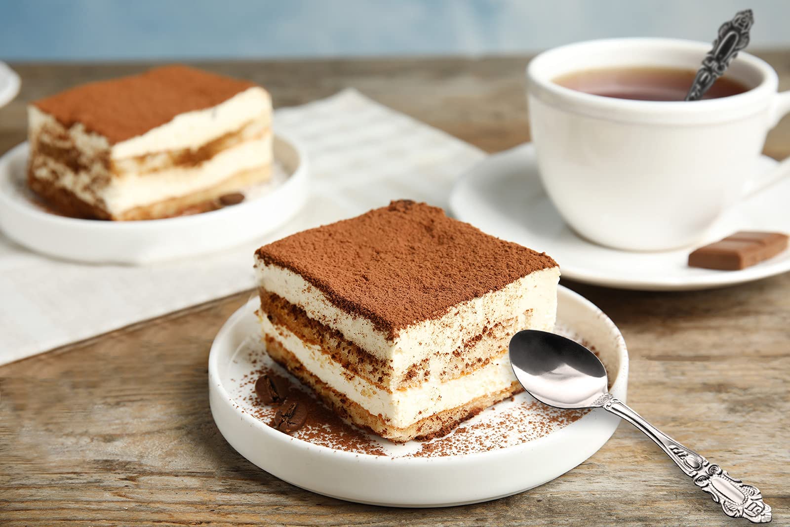 Decorrack 24 Pieces Teapoons, Food Grade Stainless Steel Teaspoons, 5.5 Inches, Flatware For Home, Restaurant, Dishwasher Safe.