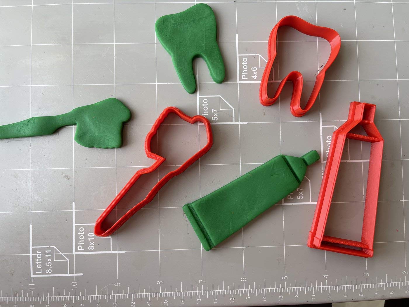 Tooth, Toothbrush, And Toothpaste Cookie Cutter (Set)