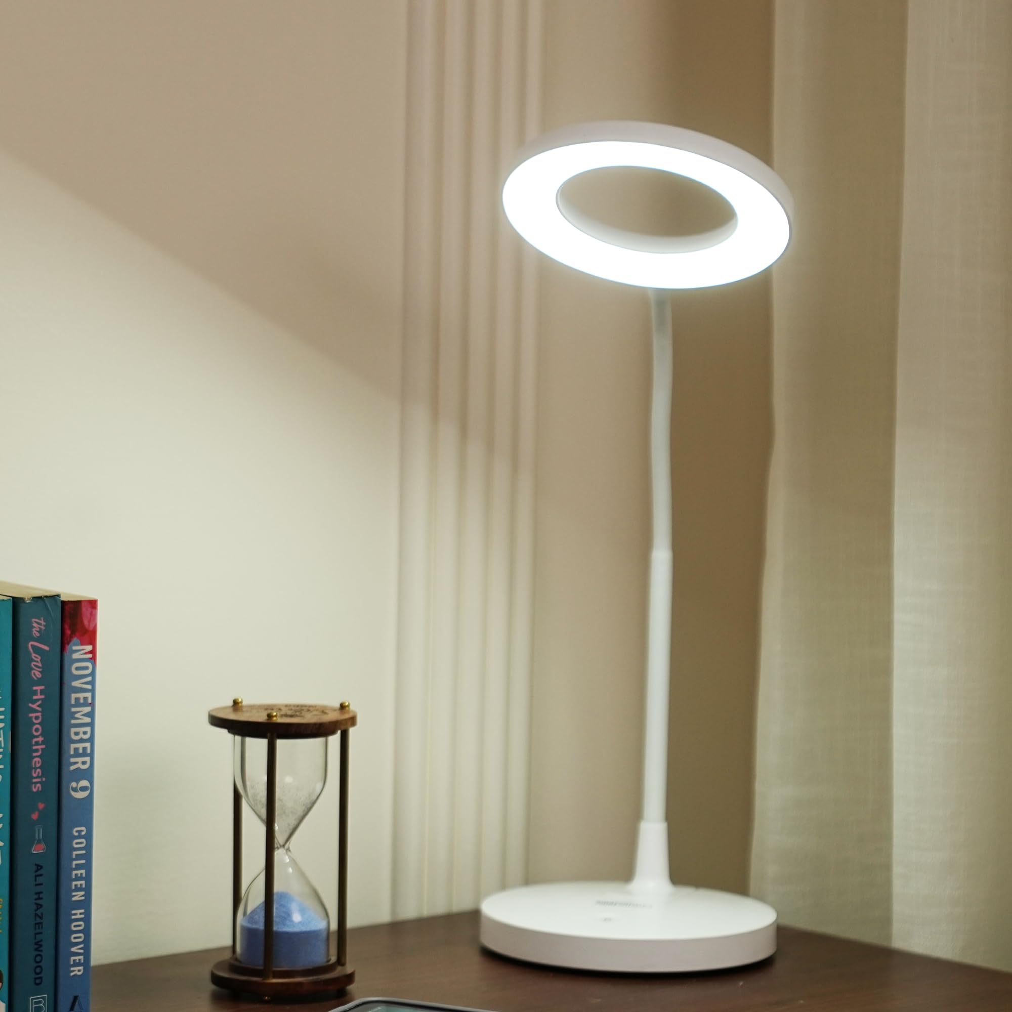 Amazon Basics 9W, Dimming Halo Rechargeable Table Lamp, 3 Colors (Cool Day Light, Neutral White And Warm White), Pack Of 1, Led