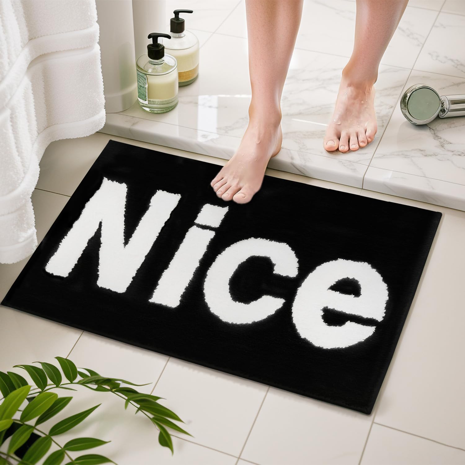 Boveu Nice Bath Mat Bath Rugs, Non Slip Absorbent Washable Black Microfiber Bath Mats For Bathroom Floor And Shower,32'' X 20''