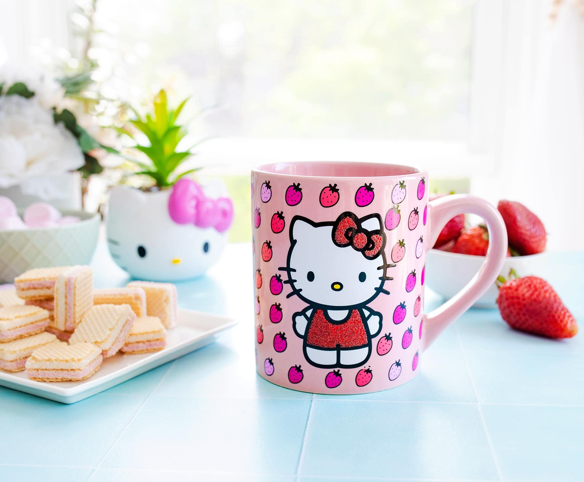 Hello Kitty Glitter Strawberry 14Oz Ceramic Mug