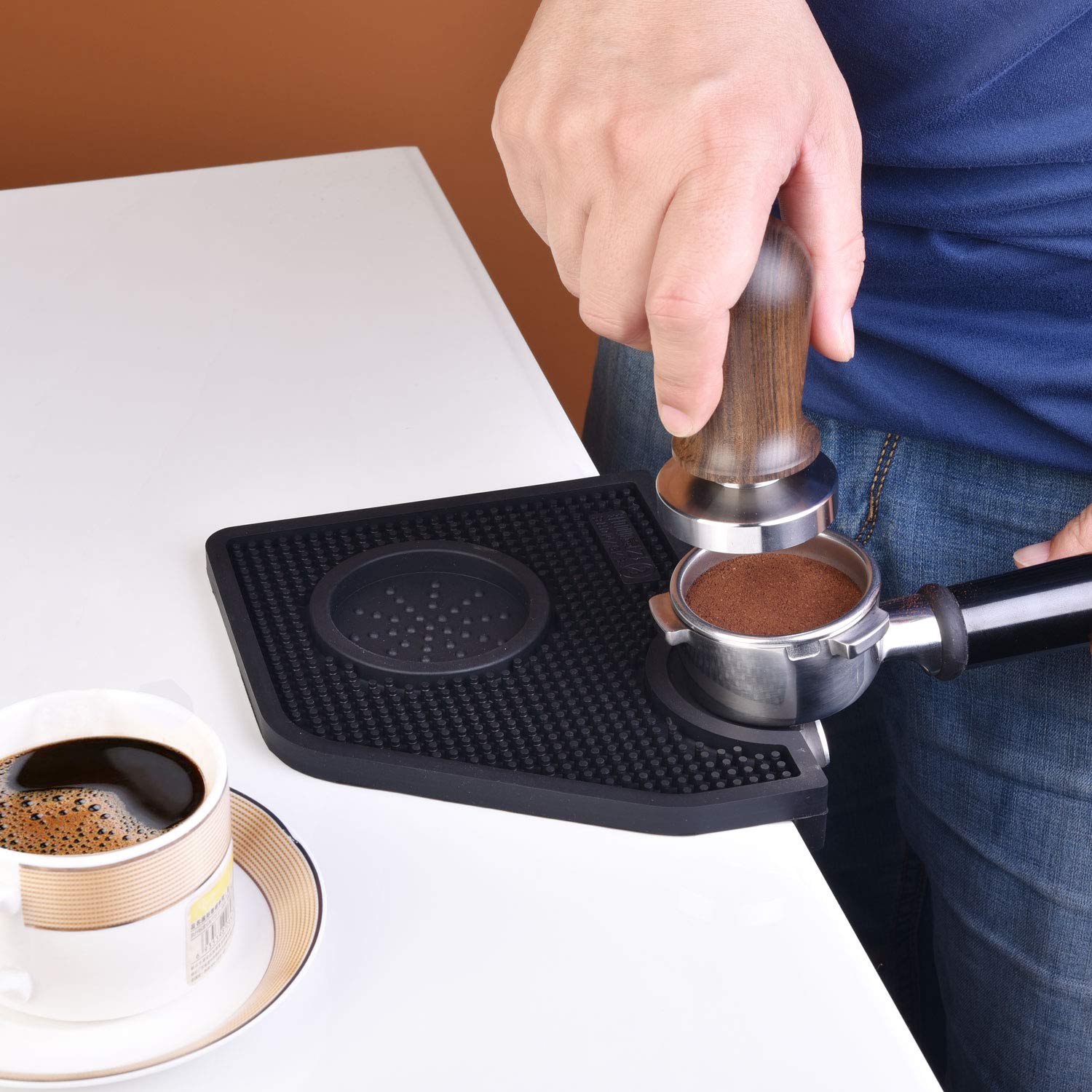 Santo Espresso Silicone Coffee Tamper Mat, Black, Model EM-001, Durable and Non-Slip Coffee Tamp Mat for Perfect Brewing