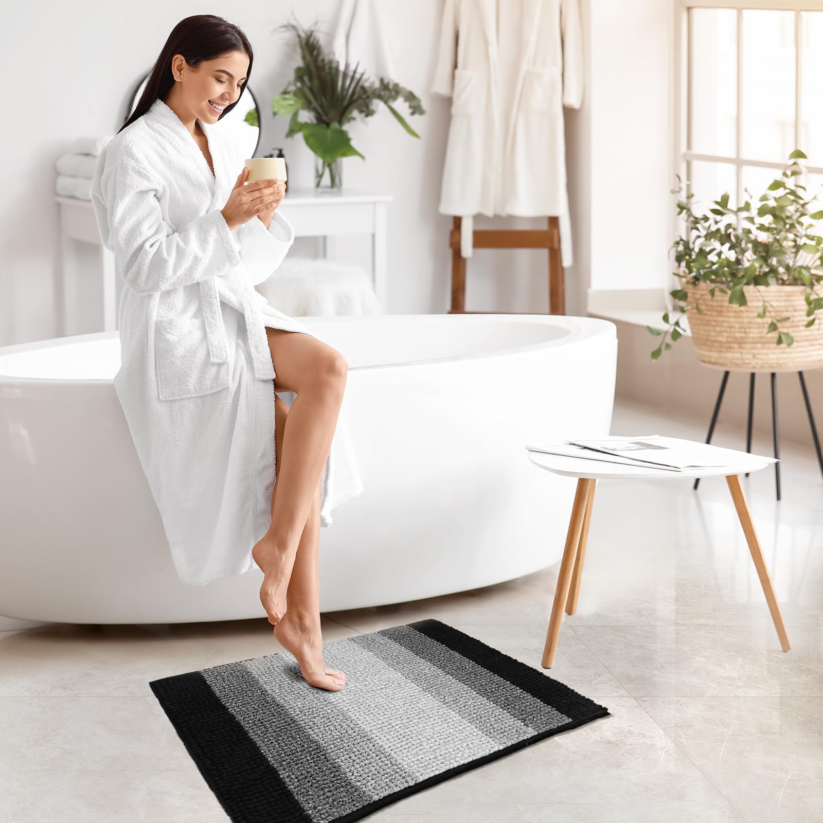 Techmilly Soft Fluffy Chenille Bathroom Rugs, Non Slip Absorbent Bath Mats For Bathroom, Washable And Quick Dry, Gradient Black,