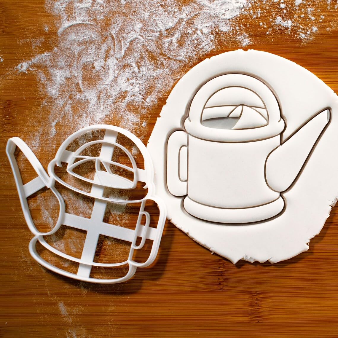 Erotngo Watering Can Cookie Cutter Biscuit Baking Featuring Gardening Planting Horticulture Botany Theme Ideal Nature Lovers Gar