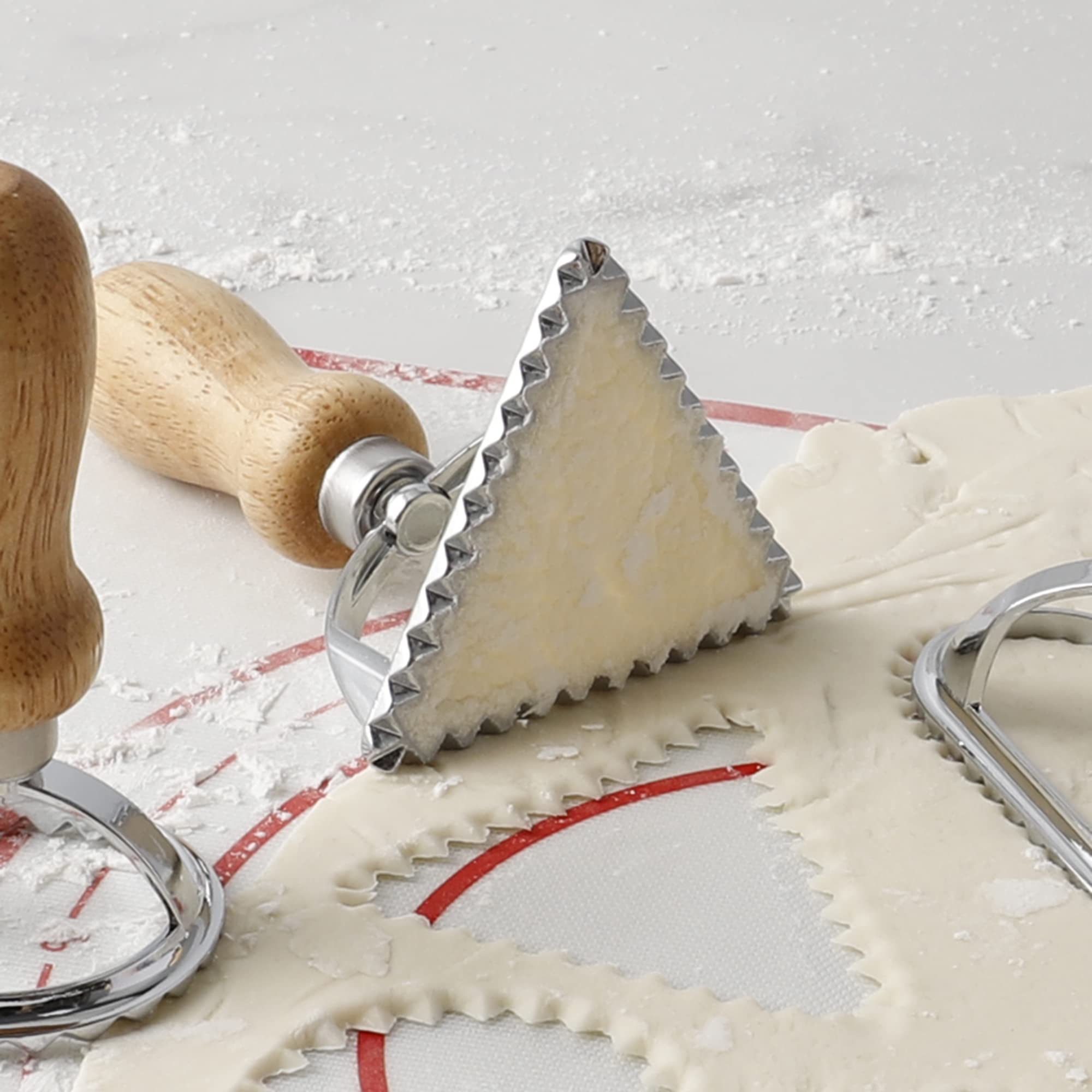Ravioli Cutter Stamp Mold Set, 7 Pcs, 4 Inch, With Cutter And Wooden Rolling Pin (Regular Style)