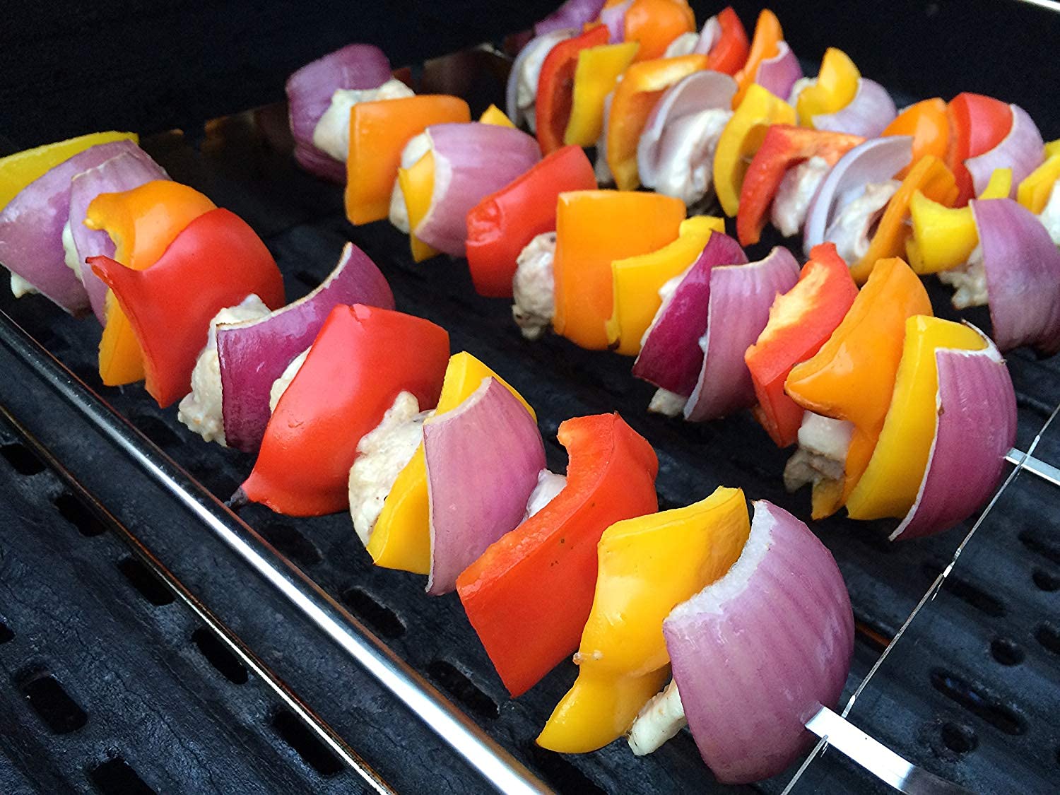 Metal skewers for Grilling Kabob Skewers  Flat BBQ Barbecue Skewer Grilling Skewers Set Reusable BBQ (16.8'' skewers(12) + 14'' skewers(4))