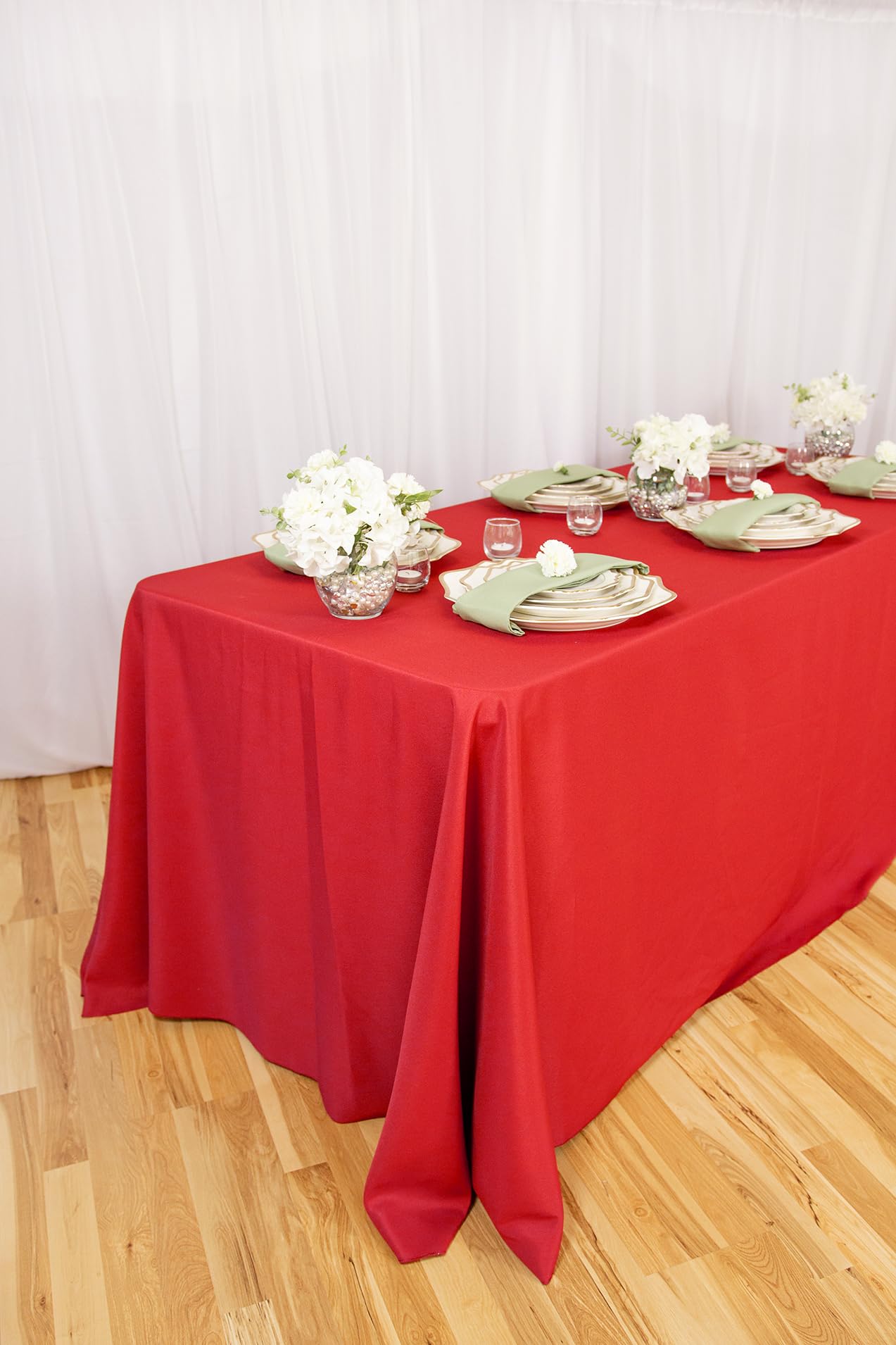 Ltc Linens 10-Pack Bulk Rectangular Tablecloths 90 In X 132 In With Rounded Corners - Red Table Cloths For 6 Ft Rectangle Tables