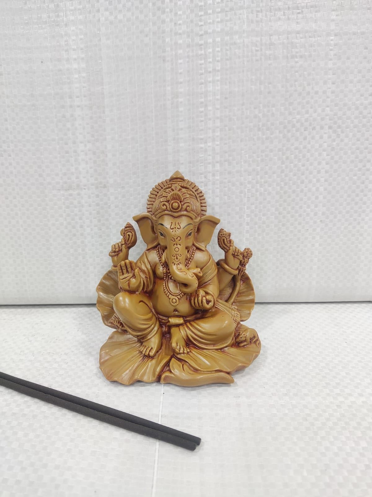 Pratima Wooden Finish Polyresin Shoeflower Ganesh Idol| Jaswanti Ganpati Murti|Ganesha Idol For Office Dcor& Home Decor|Ganesh S
