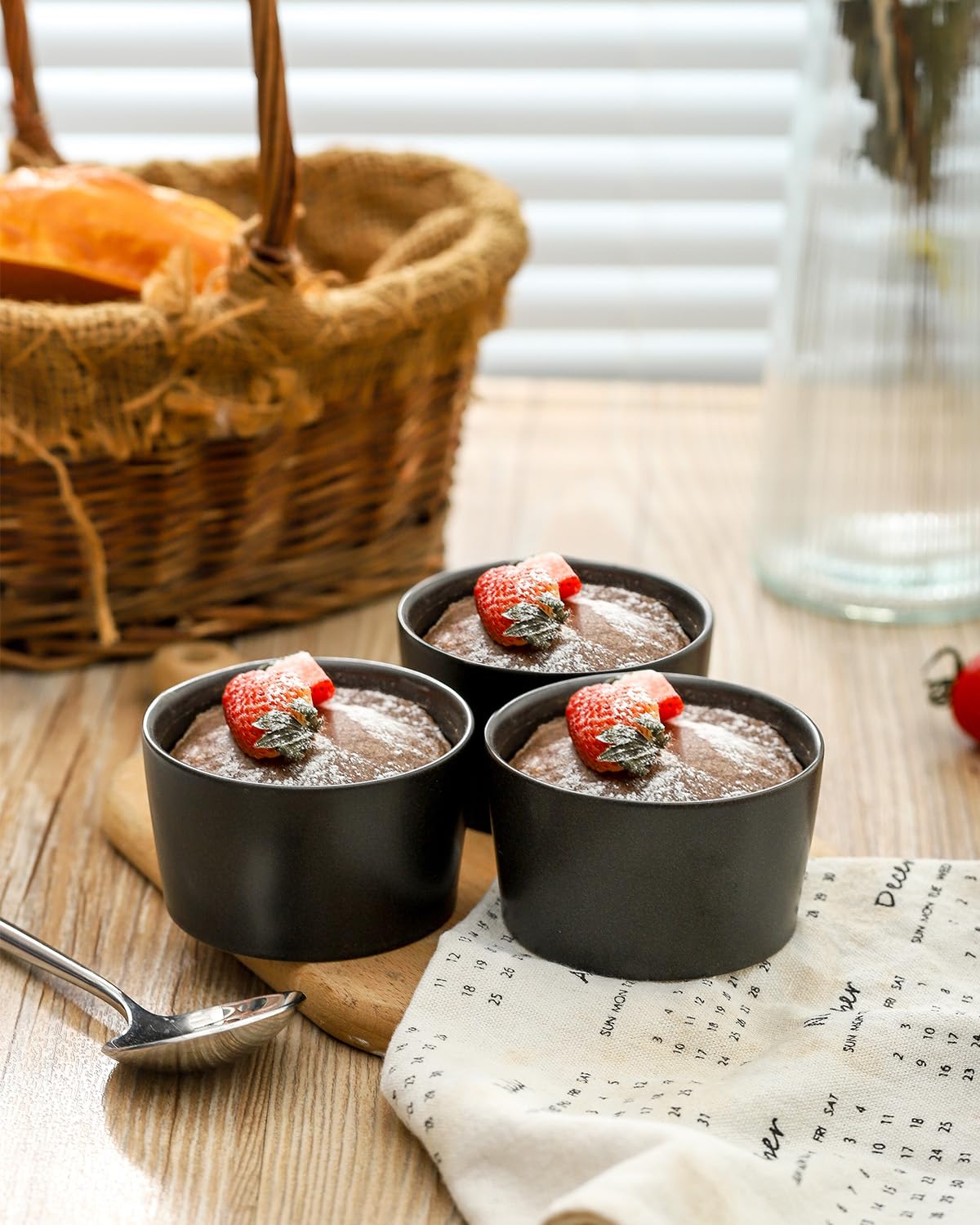 Tikooere Ramekins 4 oz, Oven Safe Souffl   Dishes for Creme Brulee, Souffle, Pudding, Lava Cake, Stoneware Custard Cups for Baki