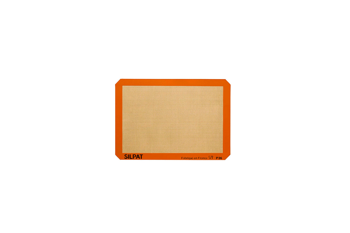 Silpat The Original Premium Non-Stick Silicone Baking Mat, Petite Jelly Roll Size, 8'' X 11-1/2'', Ae295205-01
