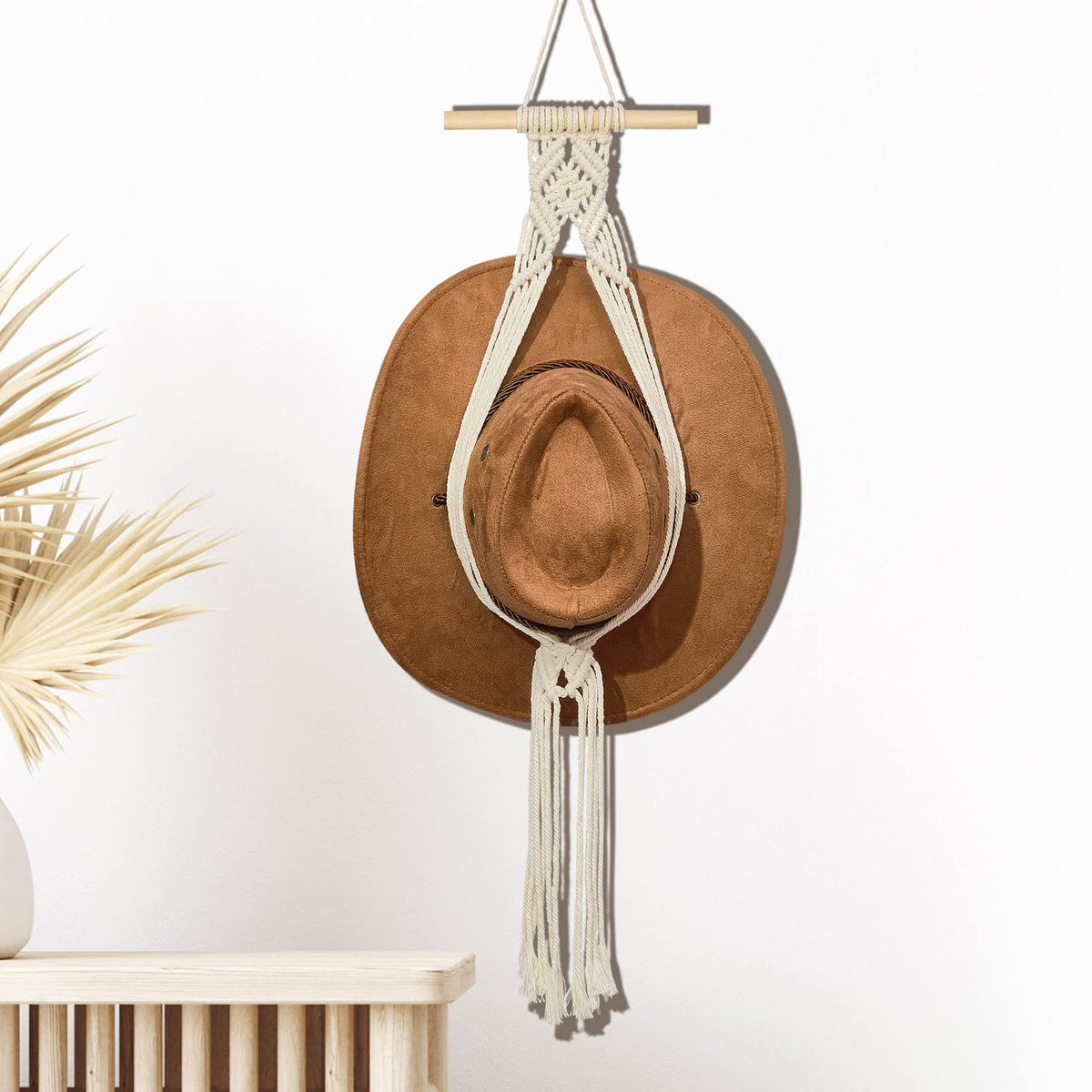 Yulejo Macrame Hat Hangers Boho Hat Rack Cowboy Hat Hanger Back Of Door Hat Organizer (White,One Hat Style)