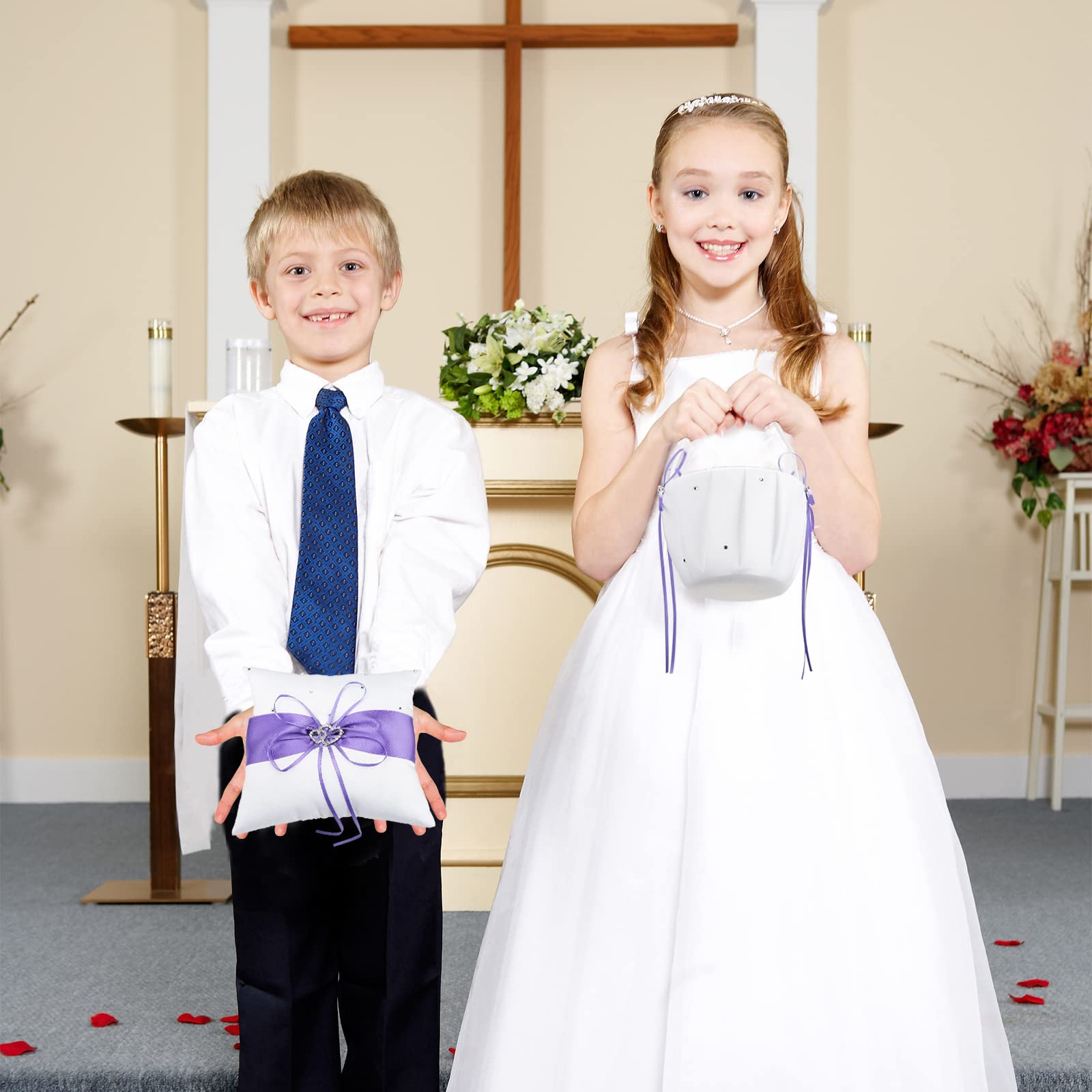 Ring Bearer Pillow And Wedding Flower Girl Basket Set With Double Heart Rhinestone White Satin Wedding Basket And Ring Pillow Se