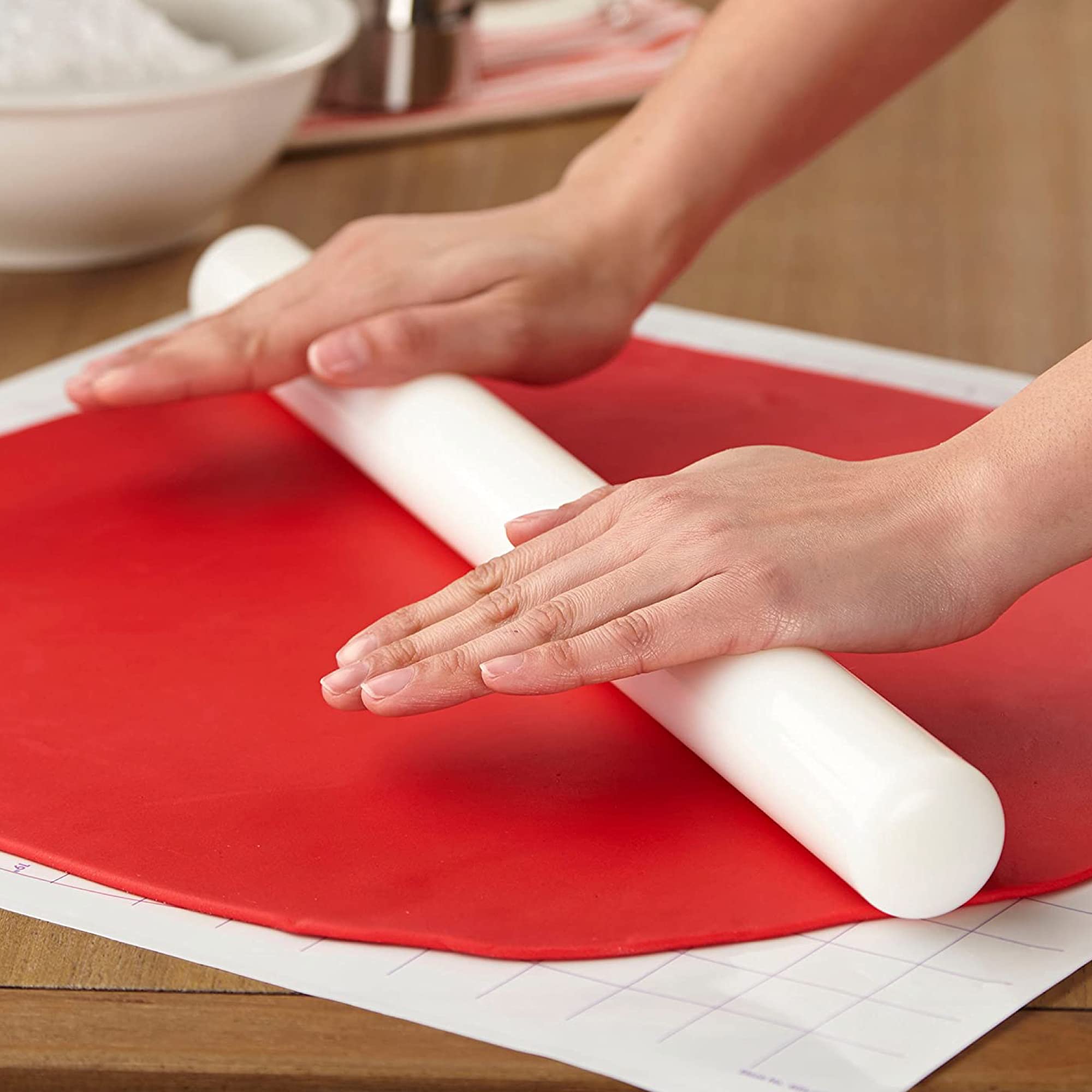 Wilton Large Fondant Rolling Pin with Guide Rings - Fondant Roller Ideal for Rolling Large Amounts of Fondant on Tiered Cakes  20-Inch