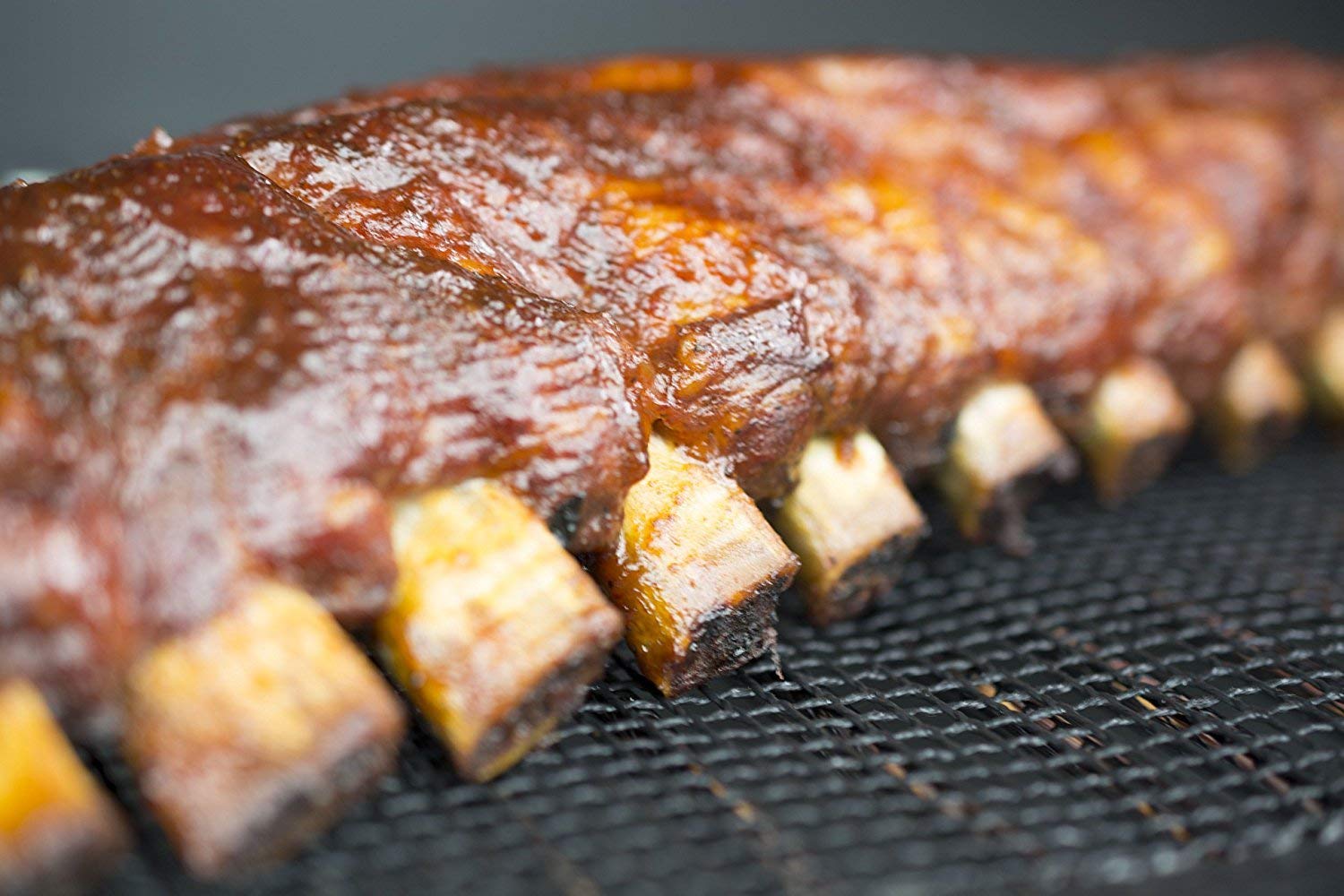 Bbq Butler Non-Stick Bbq Mesh Grill Mat- Perfect For Smokers - Traeger, Green Egg, Kamodo Compatible