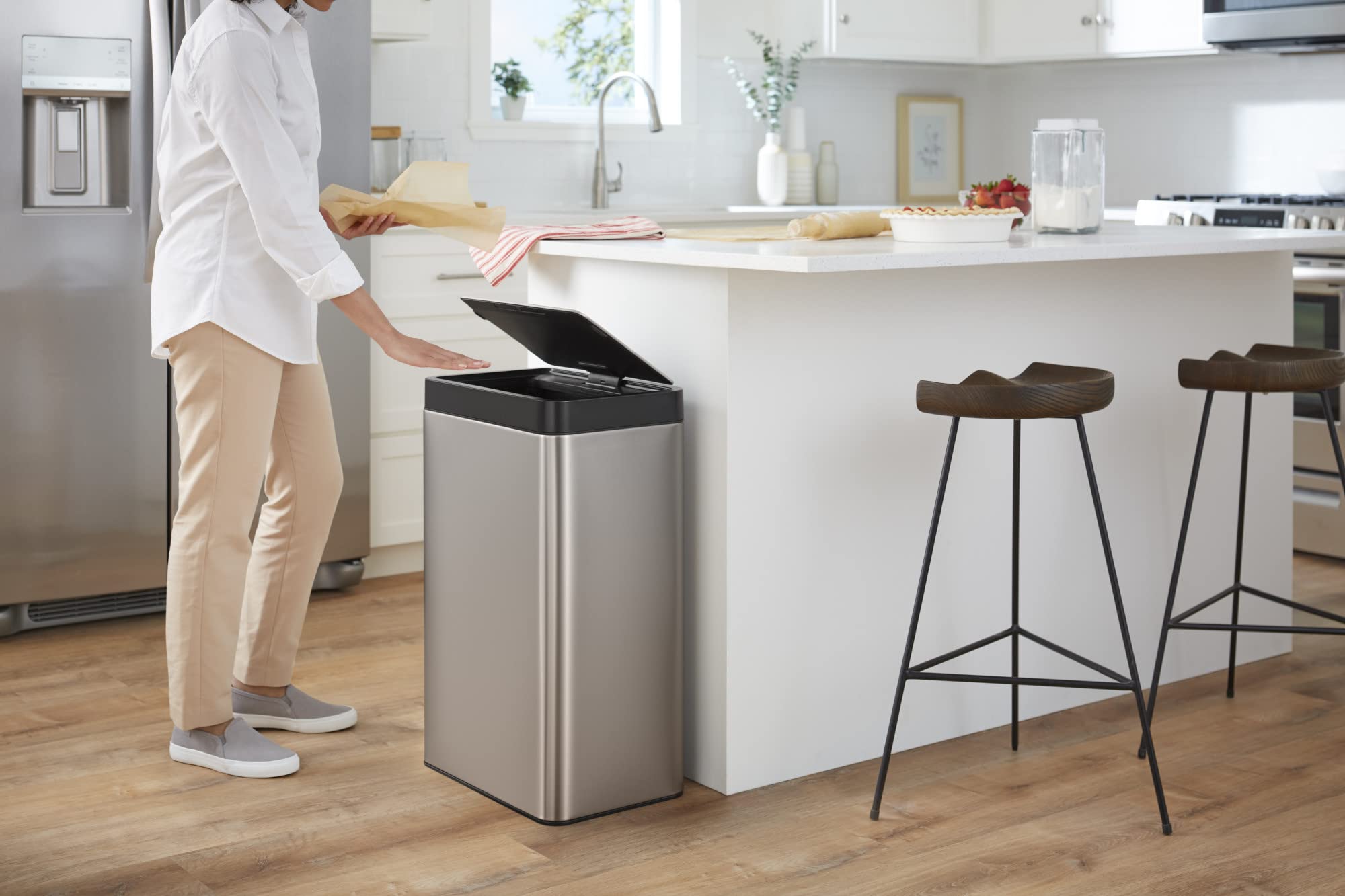 Kohler 23825-St 13 Gallon Sensorcan, Automatic Touchless Motion Sensor Kitchen Trash Can With Soft Close Lid, Stainless Steel