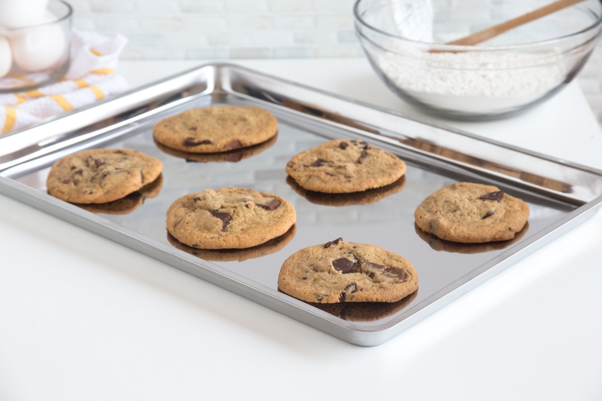Fox Run Stainless Steel Jelly Roll Pan & Cookie Sheet, 16.25x11.25x0.75 inches, Durable Baking Tray
