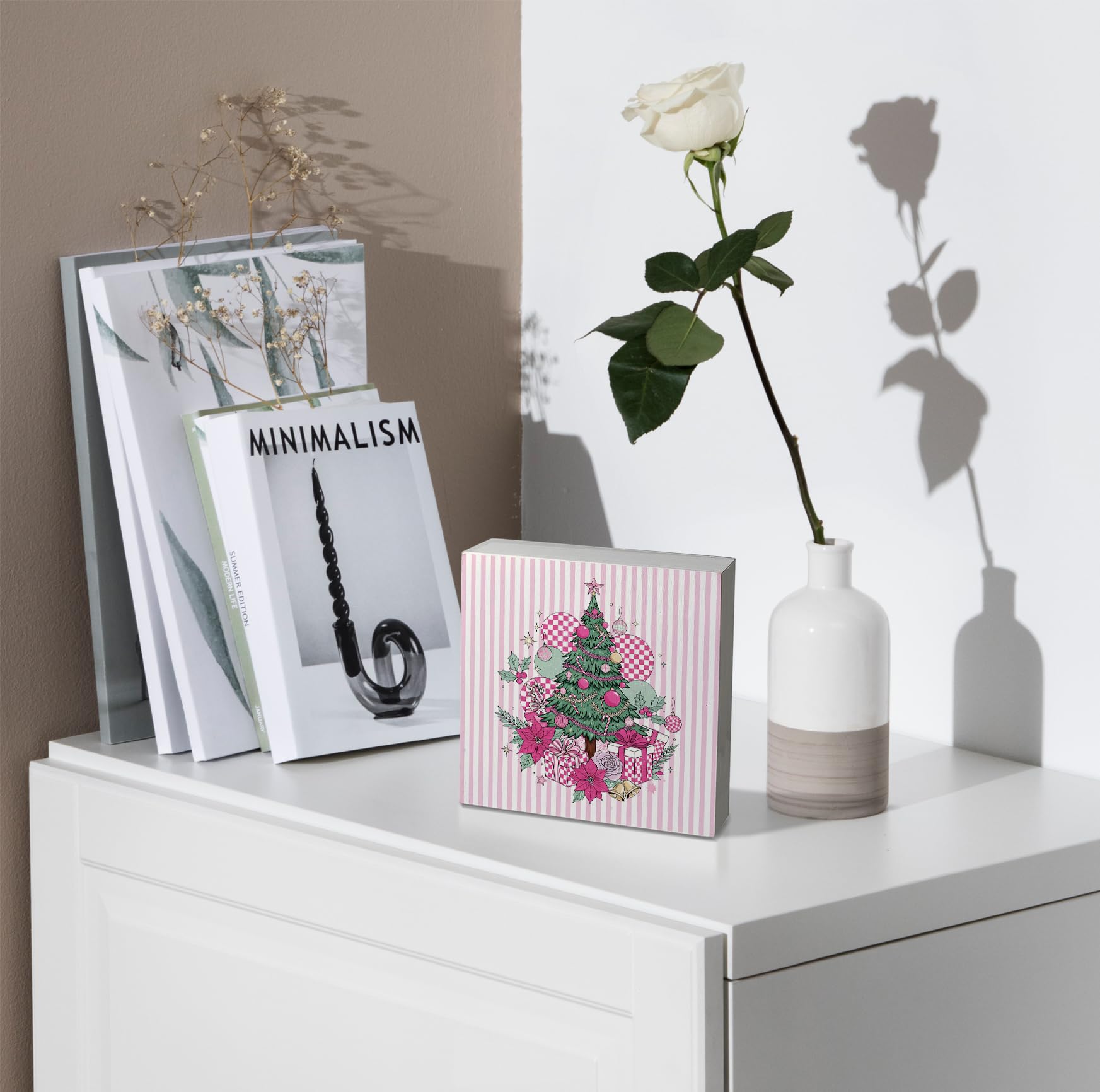 kunlisa Pink Christmas Tree Wooden Sign, Pink Christmas Desk Decor, Preppy Festive Xmas Tree Poinsettias Wood Box Sign for Home