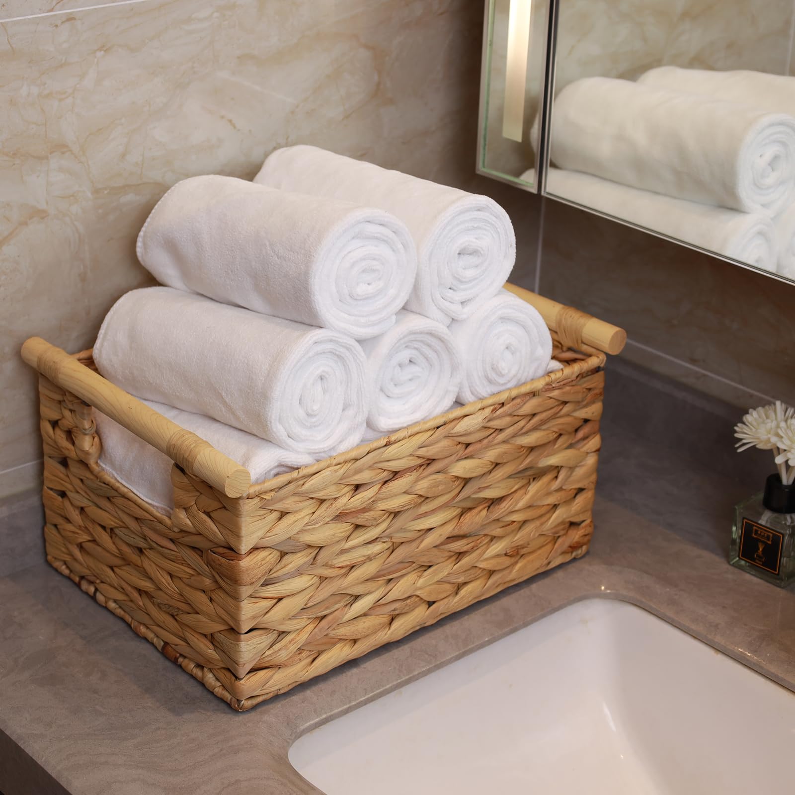 Bstnasi Natural Water Hyacinth Storage Baskets For Organizing Small Wicker Baskets With Handles, Woven Rectangle Baskets For Sto