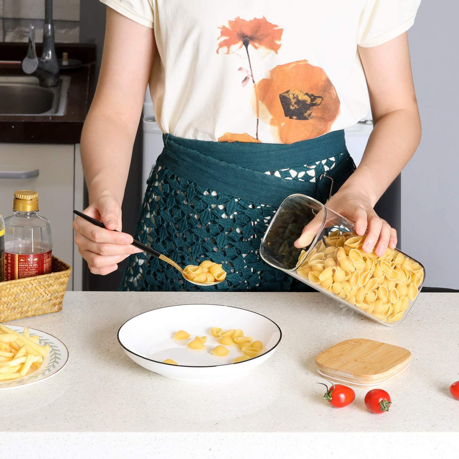 5 Square Canisters, Glass Kitchen Canister With Airtight Bamboo Lid, Glass Storage Jars For Kitchen, Bathroom And Pantry Organiz