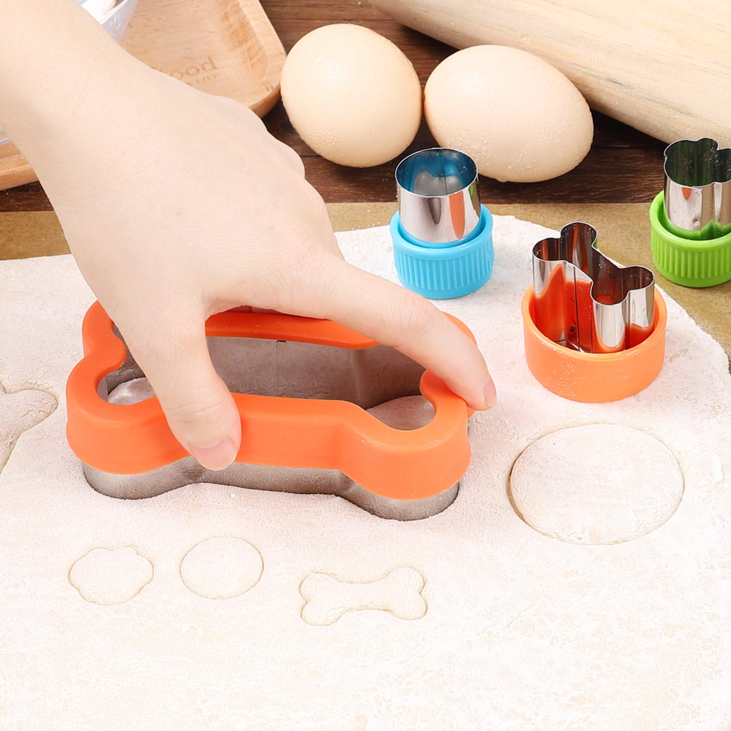 Dog Bone Cookie Cutter Set - 4 Dog Bone 4 Footprint 3 Round Biscuit Cutters Sandwiches Cutter Set Different Sizes Mini Small Med