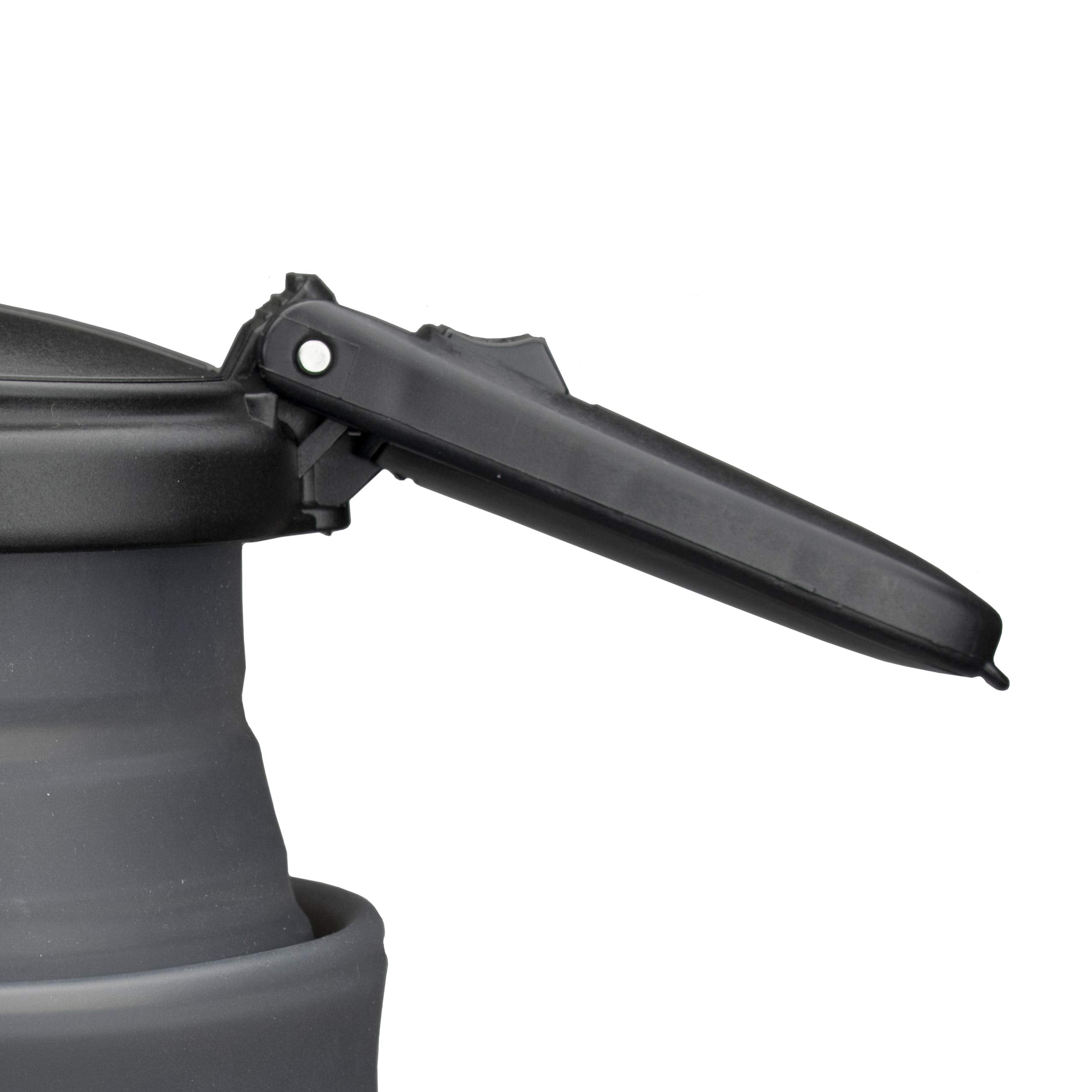 Brentwood Appliances Kt-1508Bk .85-Quart Dual-Voltage Collapsible-Travel Kettle (Black), 0.85Q