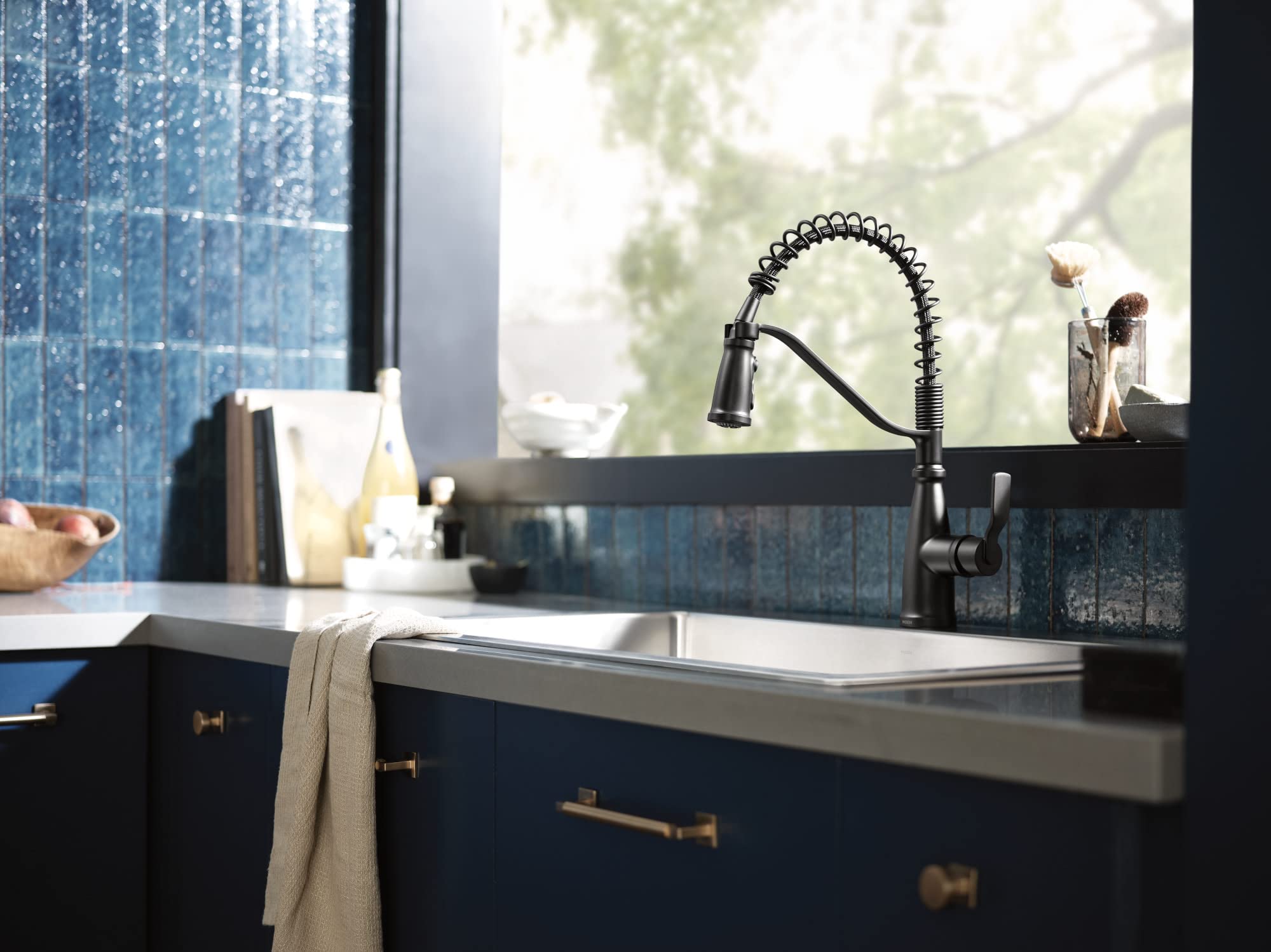 Moen Nolia Matte Black One-Handle Pre-Rinse Spring Kitchen Faucet With Pull Down Sprayer, Single Hole Kitchen Sink Faucet With S