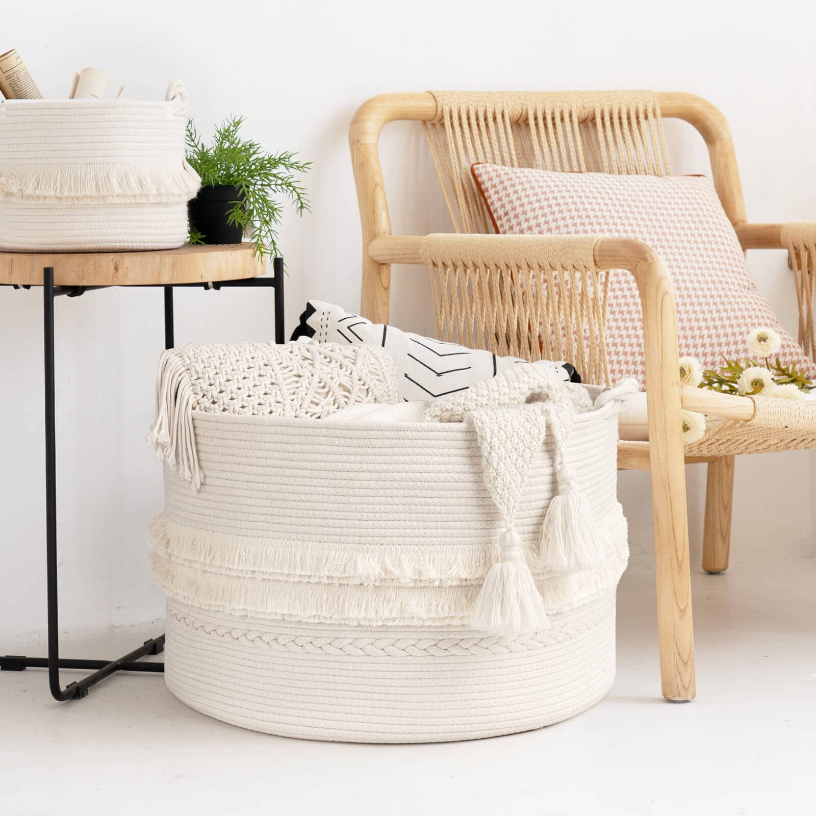 Cherrynow Large White Woven Storage Basket, Boho Decorative Basket For Home Decor, Towel Basket For Bathroom, Bedroom, Living Ro