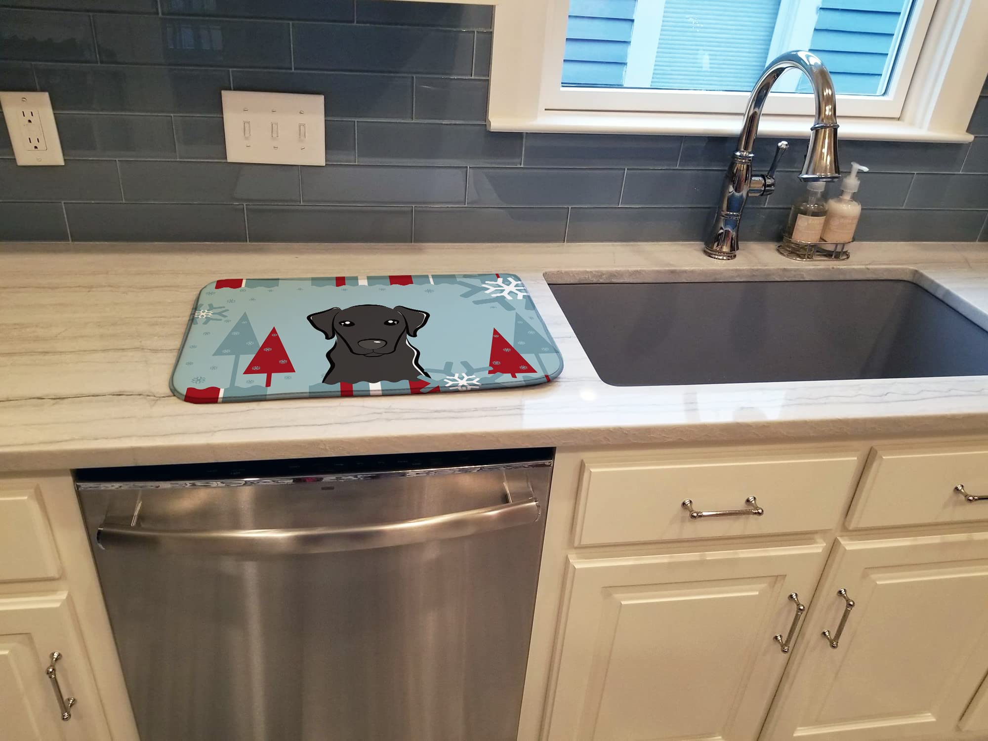 Winter Holiday Black Labrador Dish Drying Mat BB1731DDM