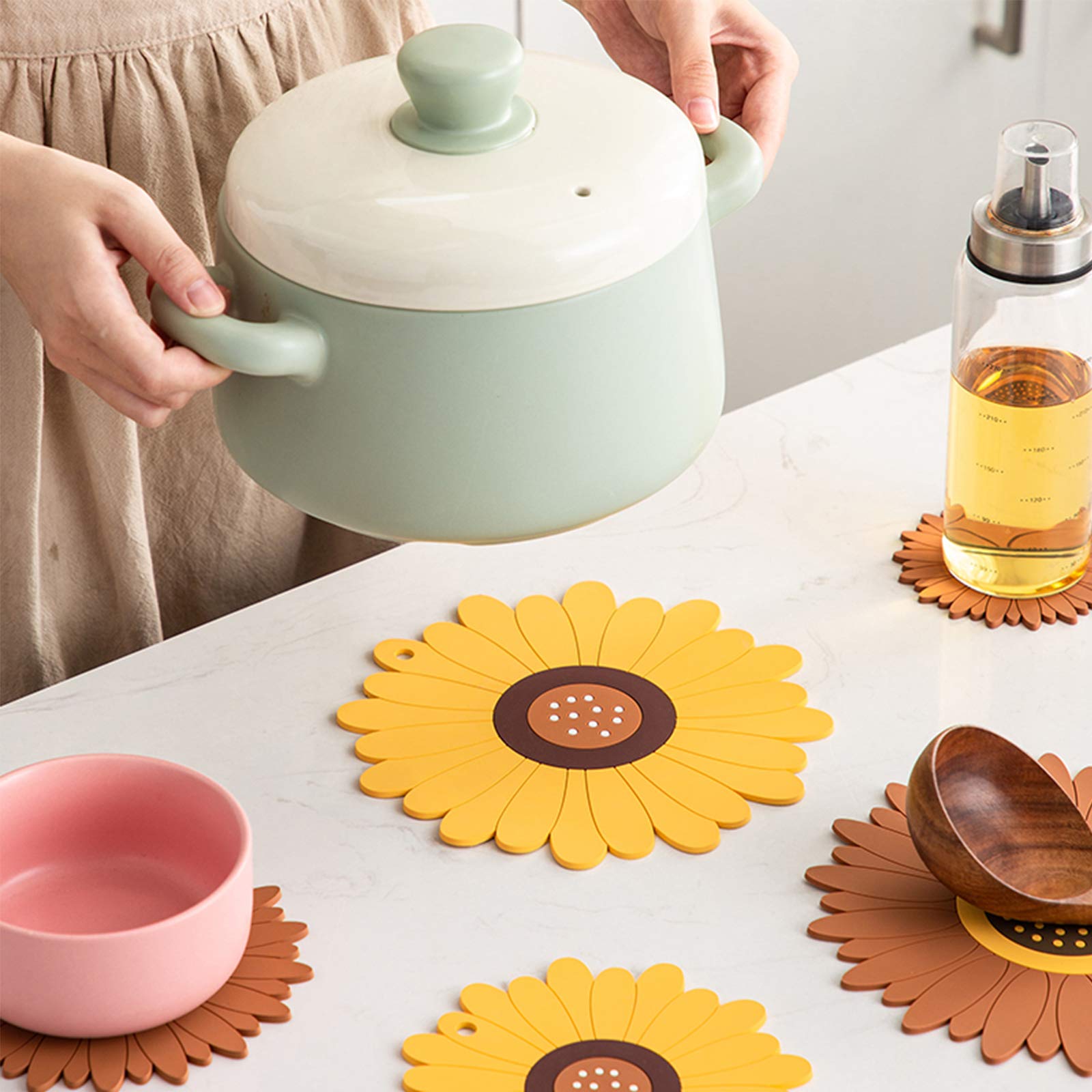 Silicone Trivet Mat, Pvc Sunflower Hot Pot Holder Hot Pads For Table And Countertop, Soft Rubber Multi-Use Trivets For Pots & Ho