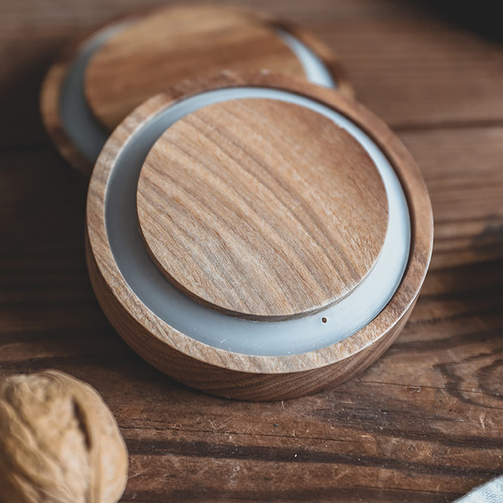 Bekith 3 Pack Glass Storage Containers With Airtight Seal Acacia Wood Lids, 31.6 Fl Oz (950Ml) Clear Glass Food Storage Jars For