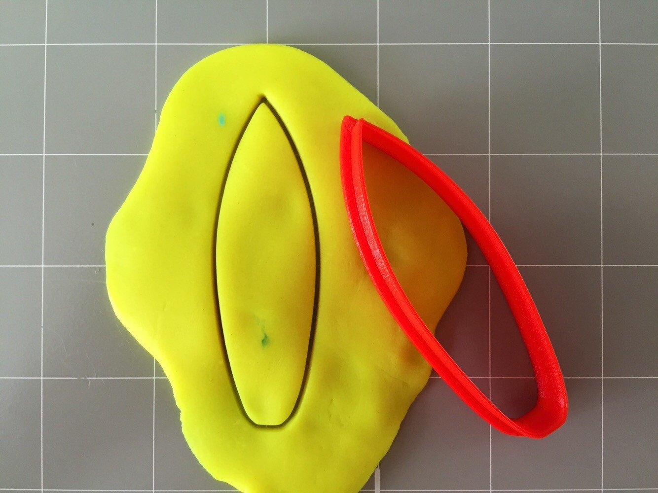 Surfboard Cookie Cutter (4 Inch)