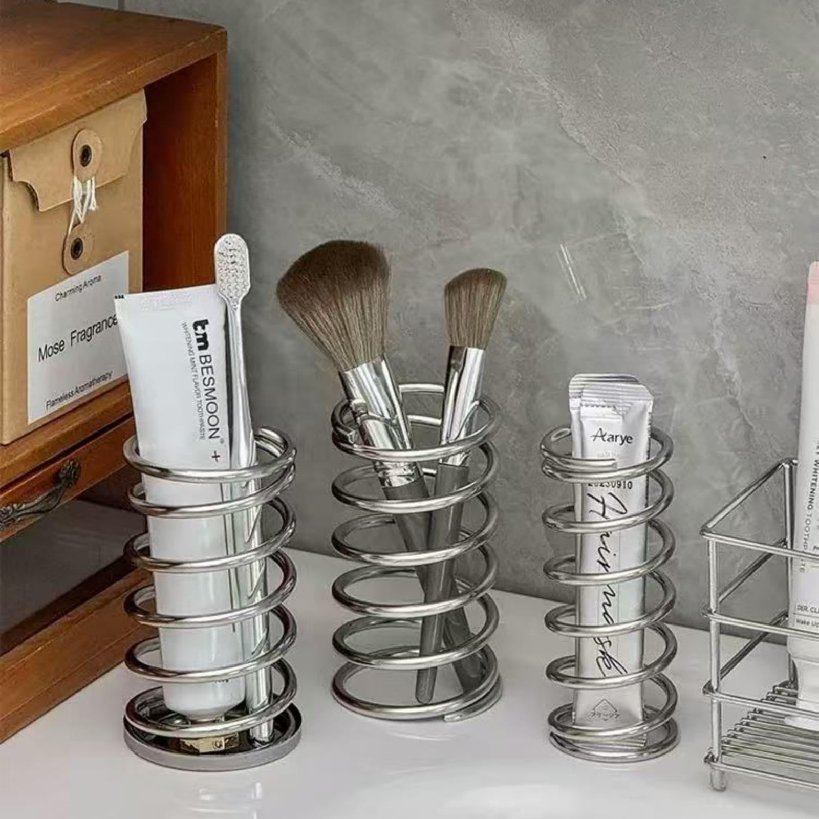 2Pcs Toothbrush Holders Steel Spring Shape Pen Holder Bathroom Tabletop Makeup Brush Organizer Toothbrush Stand