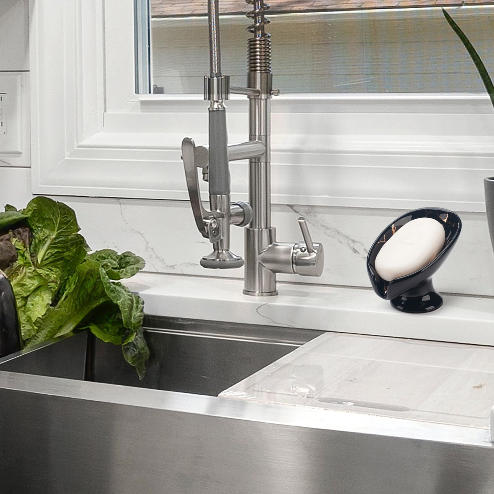 Soap Dish, Ceramic Soap Holder, Self Draining Soap Dish Holder, Leaf Shape Soap Bar Holder (Black)