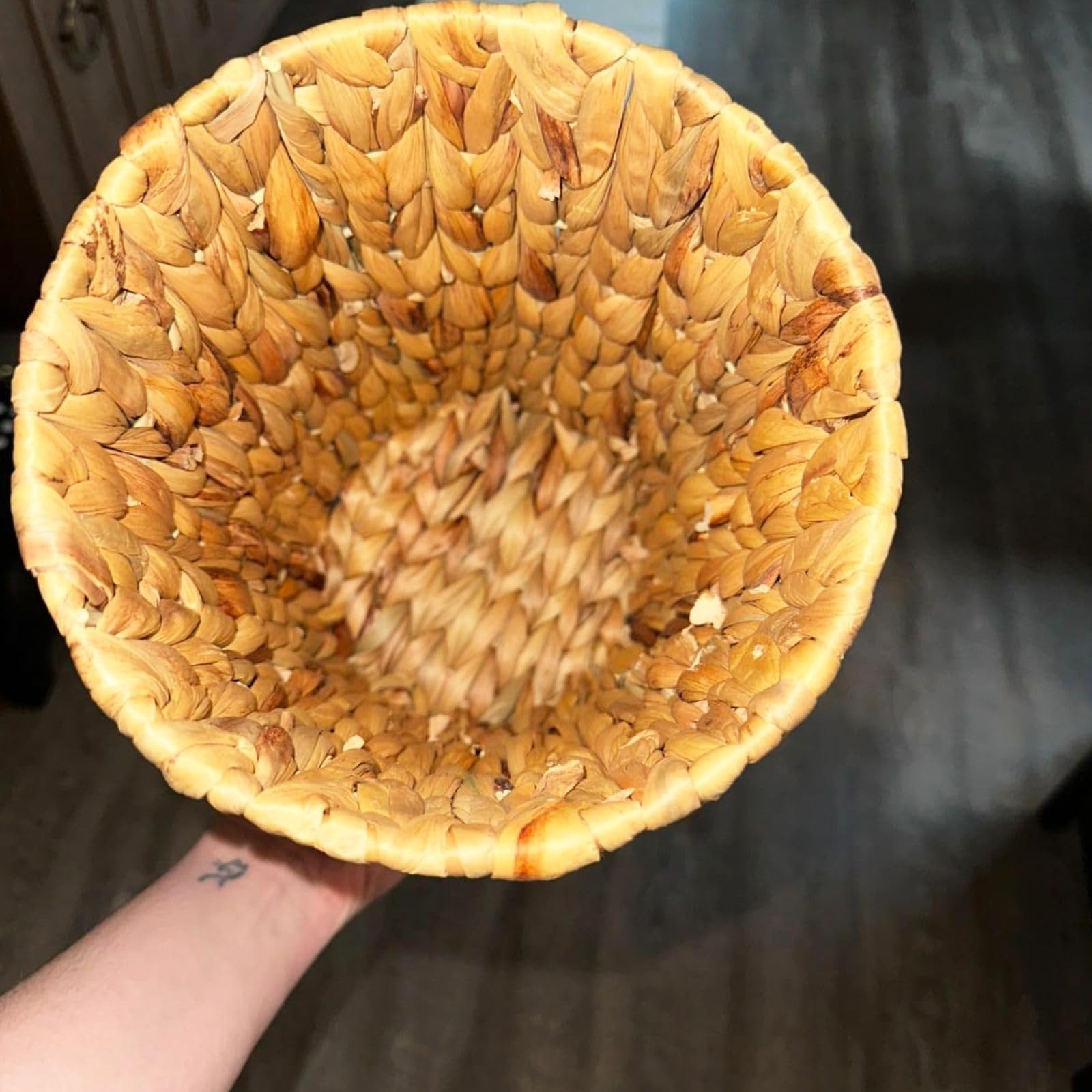 Wicker Trash Can, Bathroom Trash Can, Wicker Trash Can With Built-In Handle?Handwoven Water Hyacinth Trash, Living Room, Office,